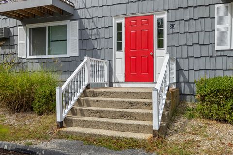 33 George Avenue APT B Groton CT 06340