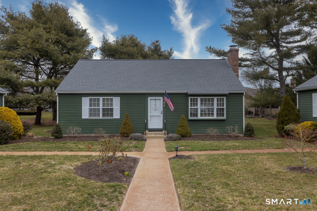 10 Runnymede Lane 10