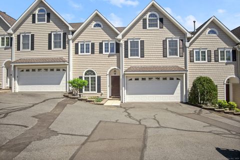 Townhouse in Stamford CT 5 Columbus Place.jpg