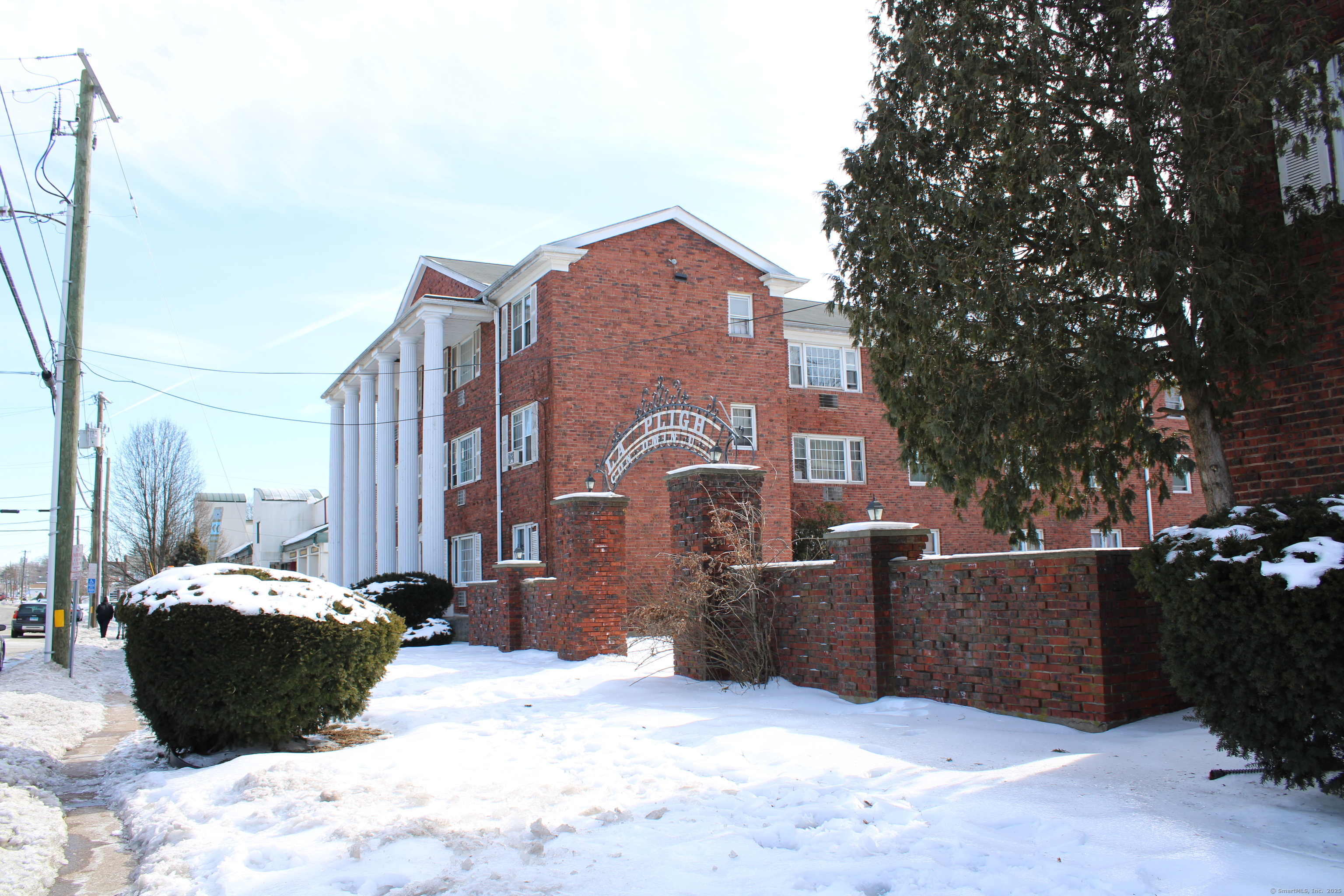 505 Burnside Avenue #APT B3, East Hartford, Connecticut image 2