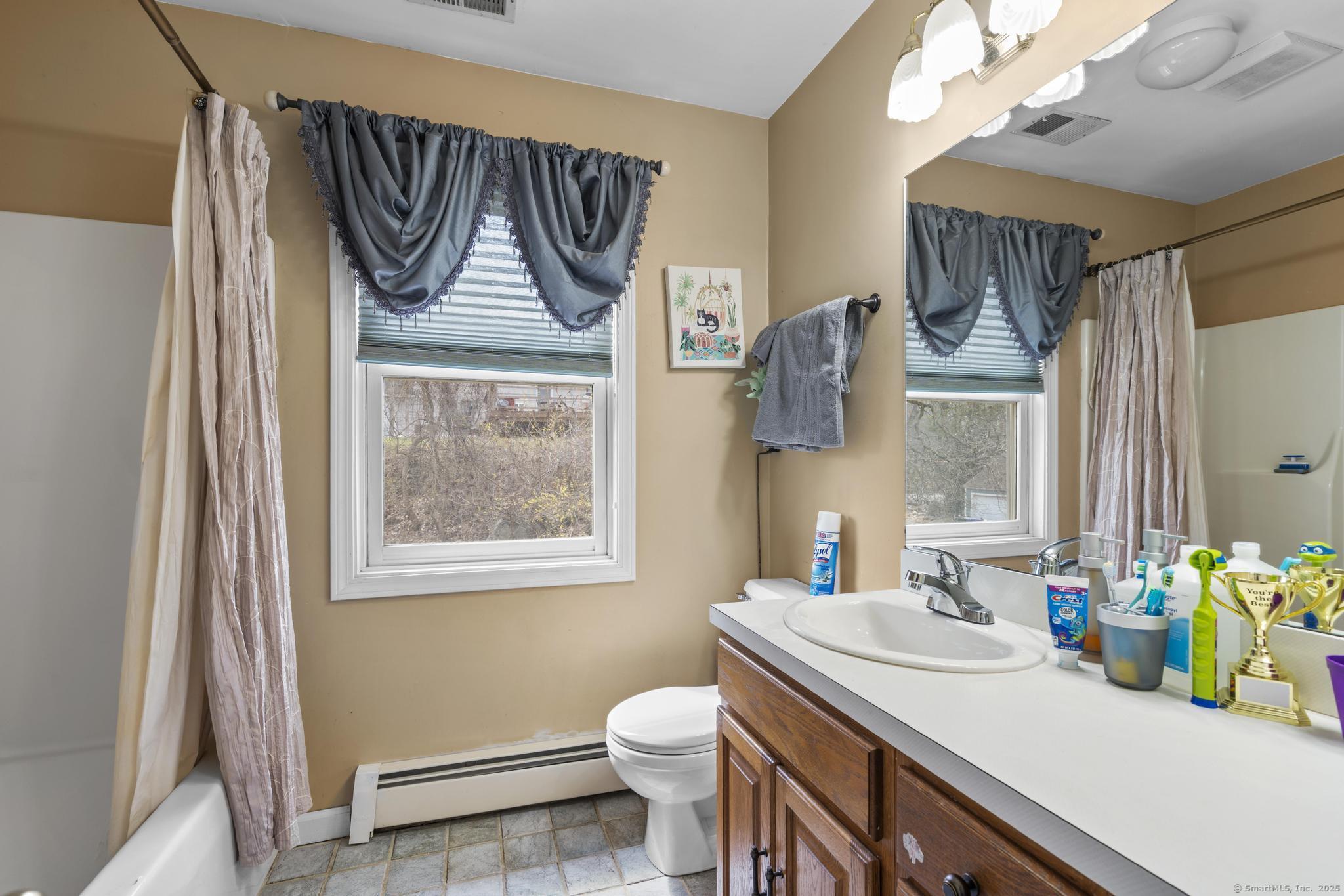 1725 Cutspring Road, Stratford, Connecticut image 16