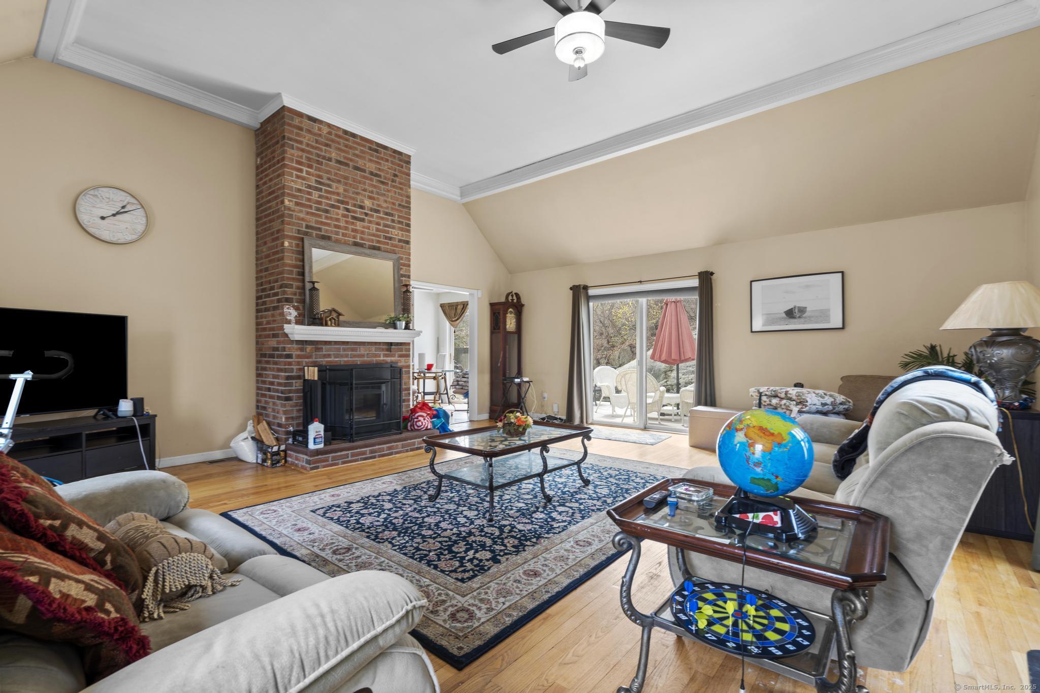1725 Cutspring Road, Stratford, Connecticut image 9