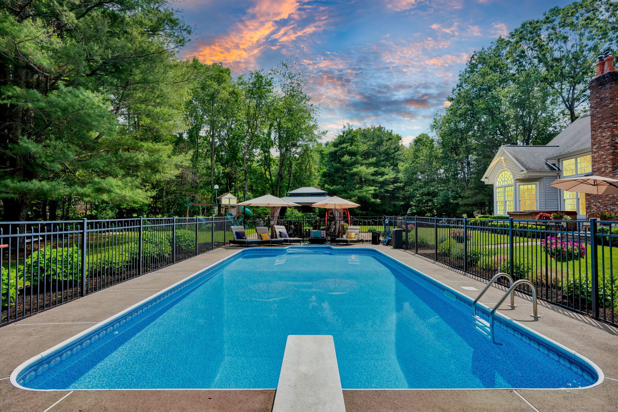 18 Cedar Spring Road