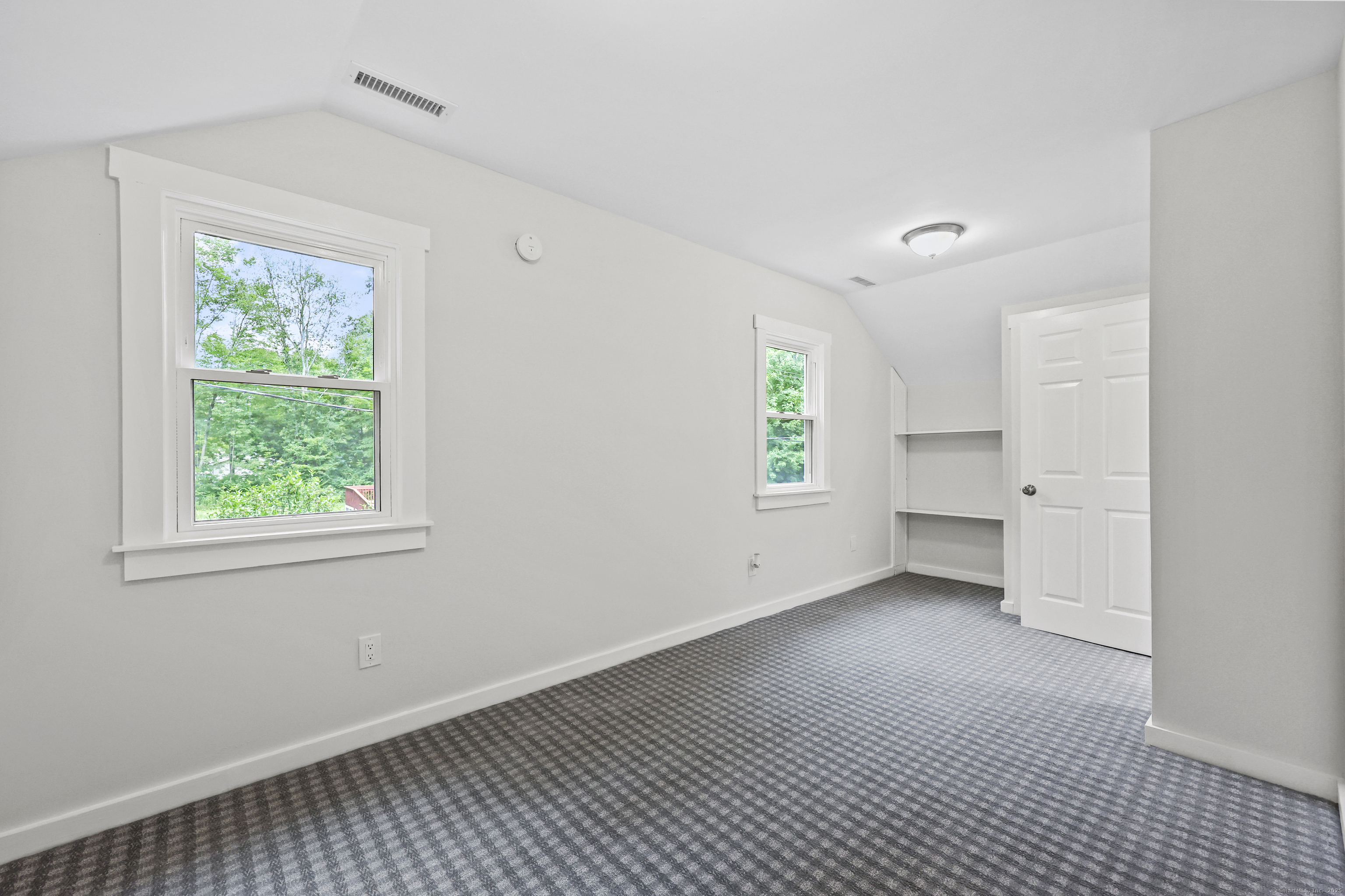 Coventry, Connecticut 06238, United States, 3 Bedrooms Bedrooms, ,2 BathroomsBathrooms,Residential,Active,166389