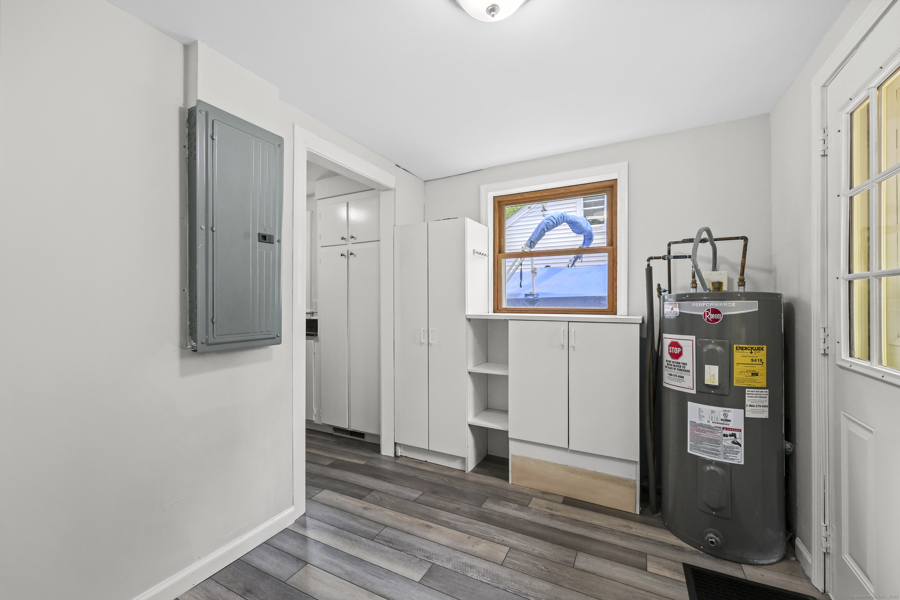 Coventry, Connecticut 06238, United States, 3 Bedrooms Bedrooms, ,2 BathroomsBathrooms,Residential,Active,166389