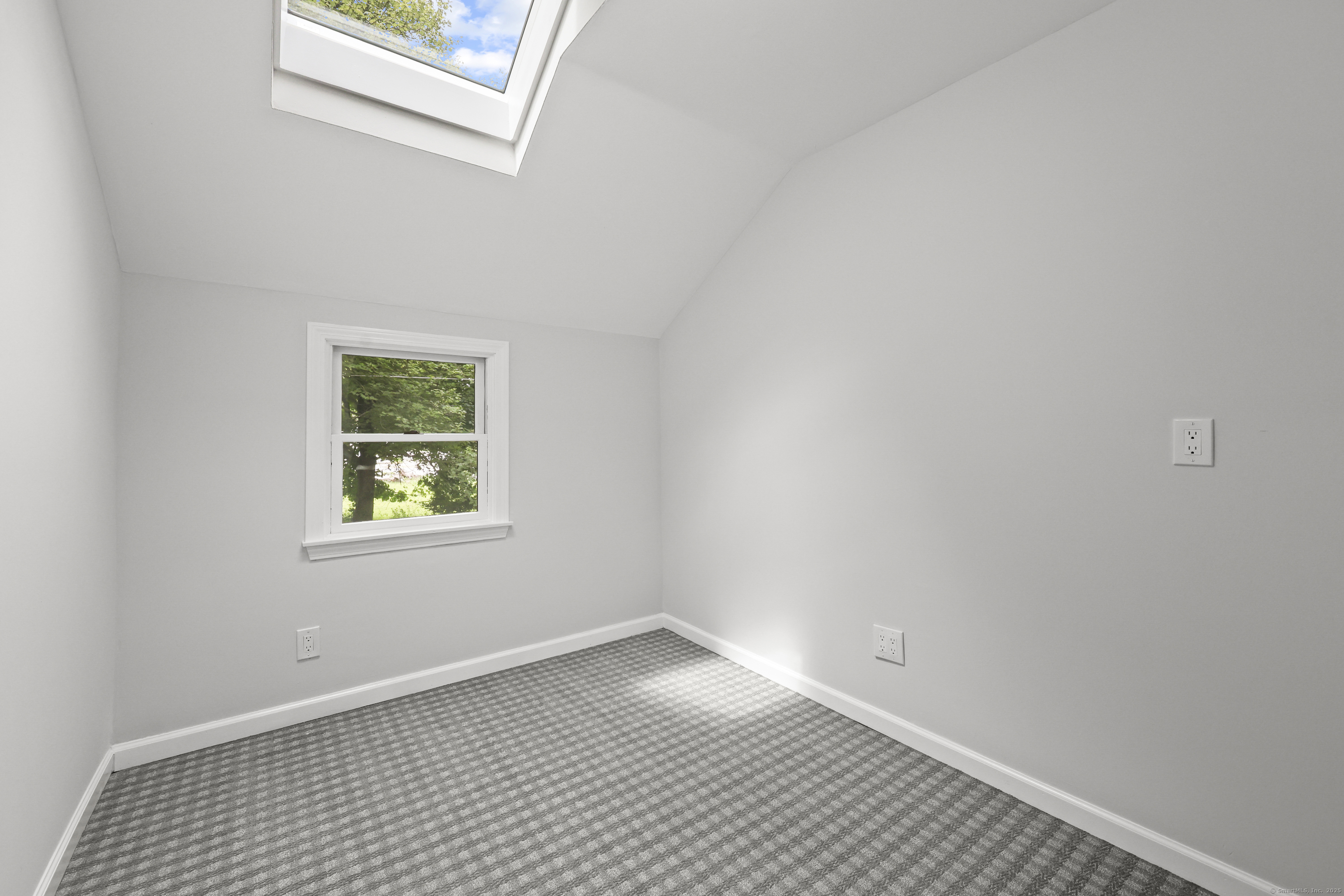 Coventry, Connecticut 06238, United States, 3 Bedrooms Bedrooms, ,2 BathroomsBathrooms,Residential,Active,166389