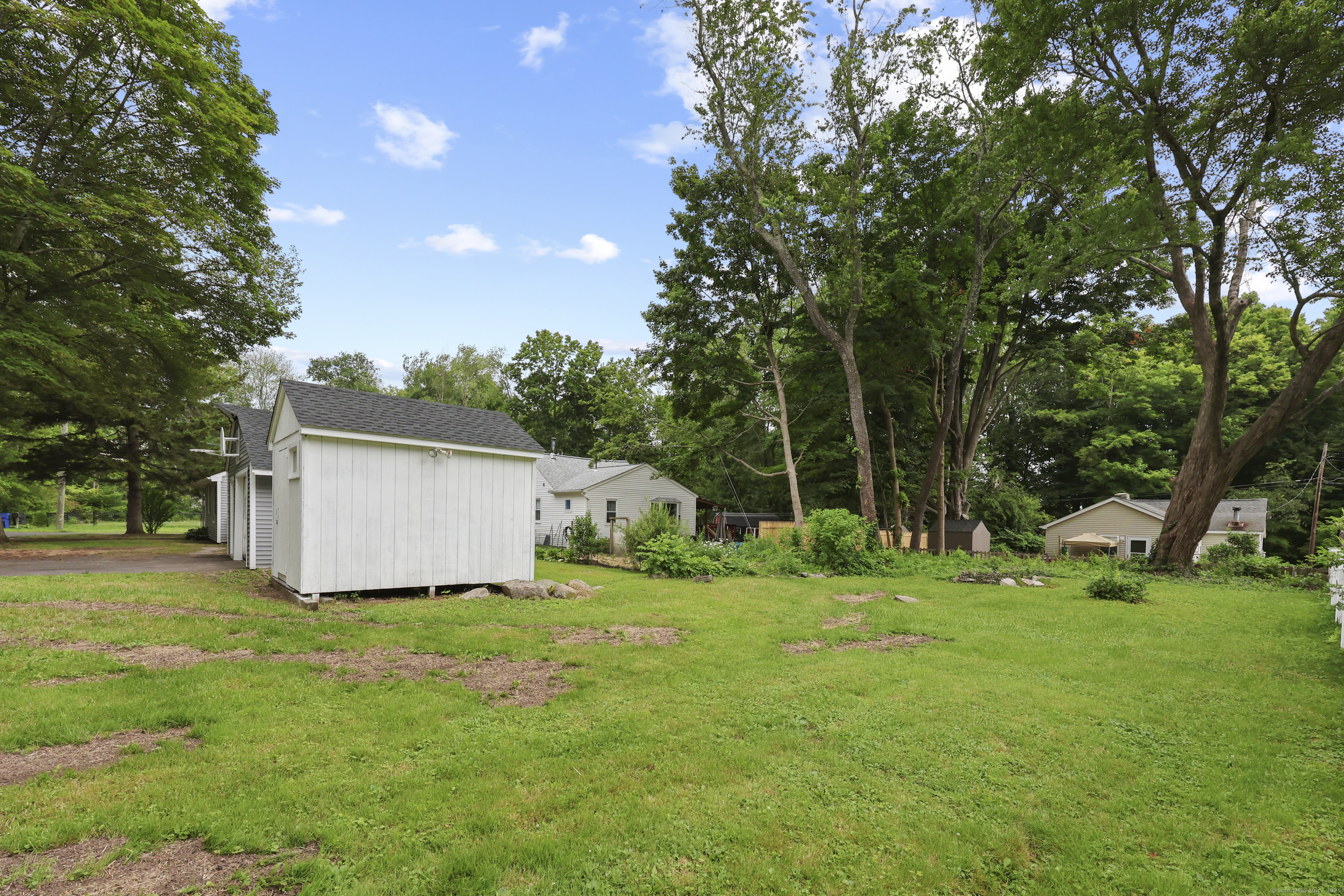 Coventry, Connecticut 06238, United States, 3 Bedrooms Bedrooms, ,2 BathroomsBathrooms,Residential,Active,166389