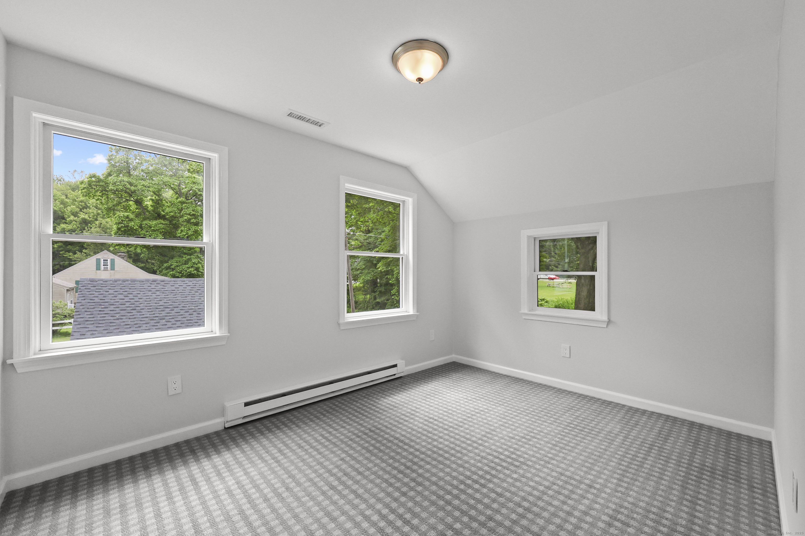 Coventry, Connecticut 06238, United States, 3 Bedrooms Bedrooms, ,2 BathroomsBathrooms,Residential,Active,166389