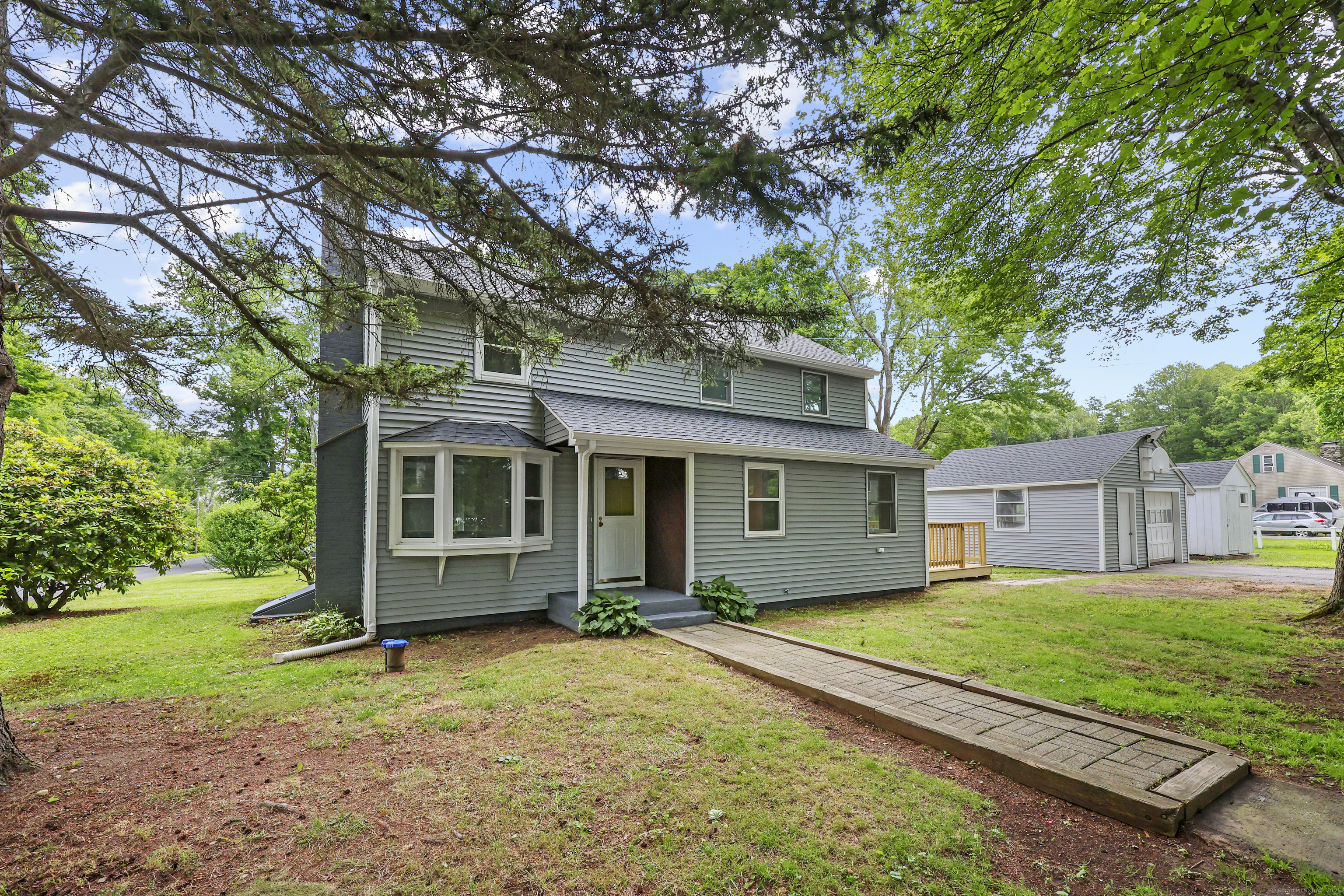 Coventry, Connecticut 06238, United States, 3 Bedrooms Bedrooms, ,2 BathroomsBathrooms,Residential,Active,166389