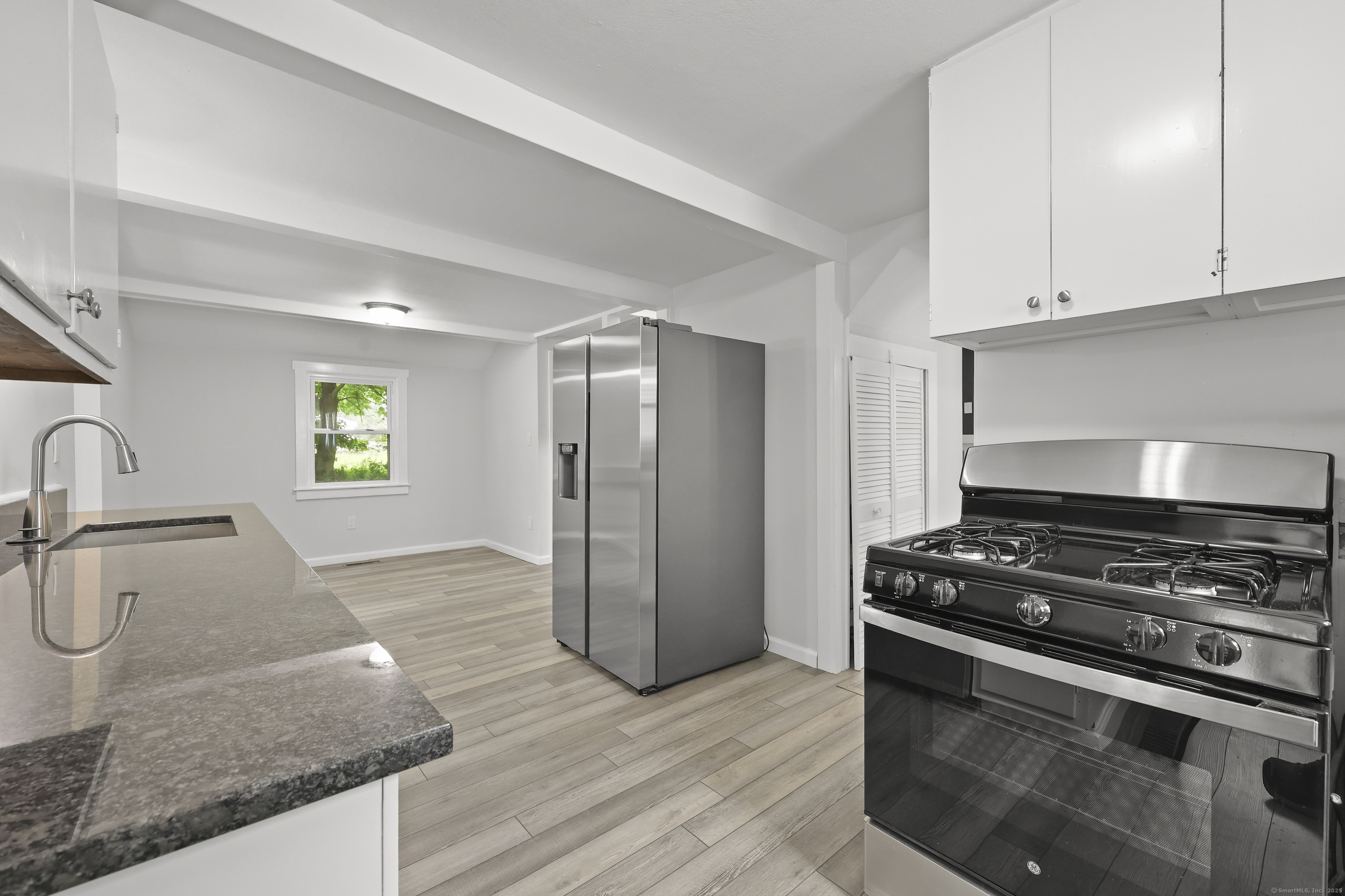 Coventry, Connecticut 06238, United States, 3 Bedrooms Bedrooms, ,2 BathroomsBathrooms,Residential,Active,166389