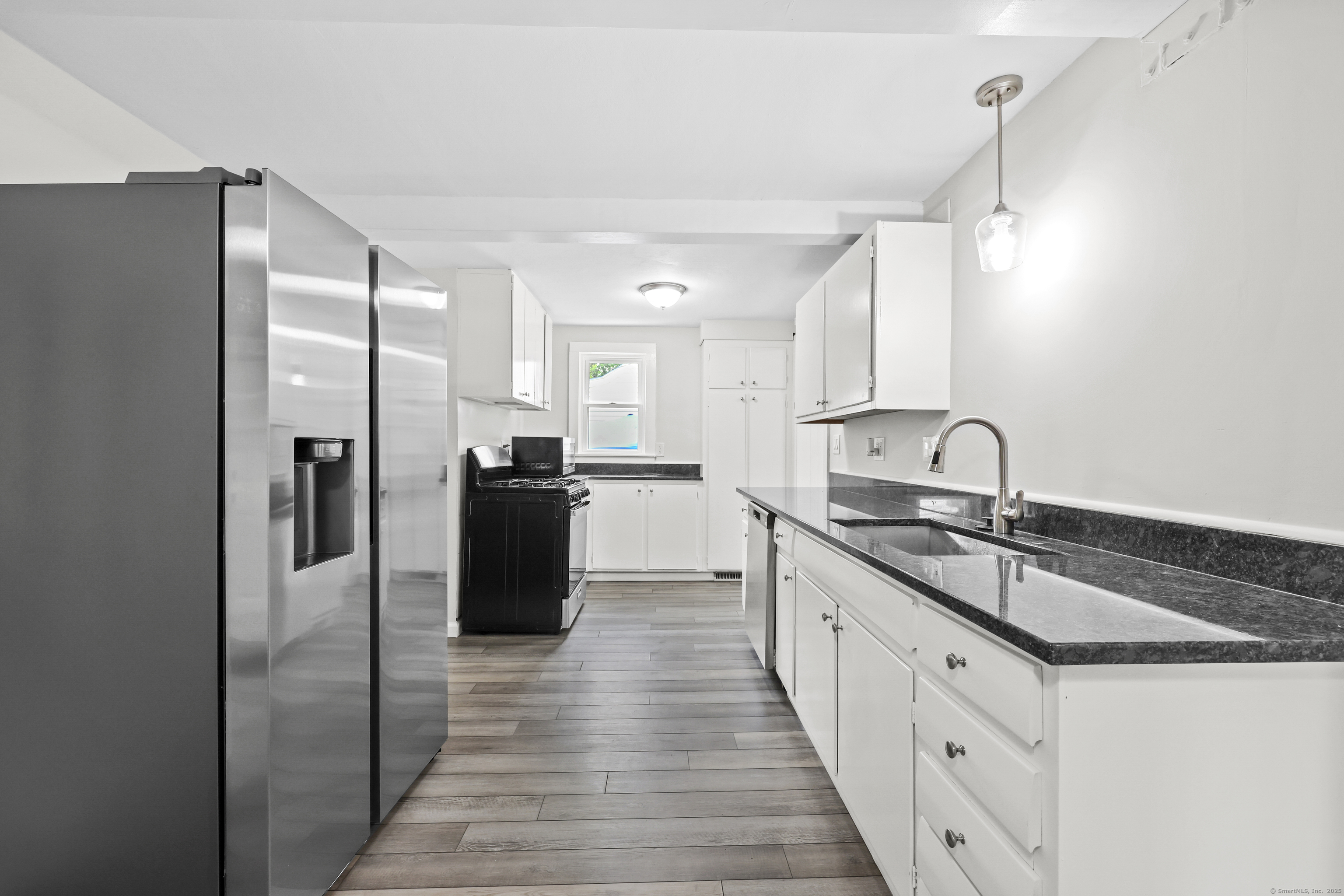 Coventry, Connecticut 06238, United States, 3 Bedrooms Bedrooms, ,2 BathroomsBathrooms,Residential,Active,166389