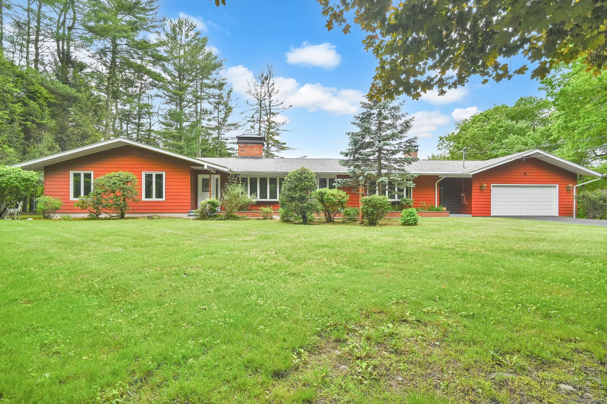 69 Bamforth Road, Haddam, Connecticut image 1