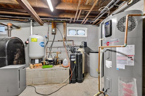 Tiny photo for 153 Otrobando Avenue, Norwich, CT 06360 (MLS # 24126156)