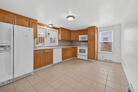 Tiny photo for 153 Otrobando Avenue, Norwich, CT 06360 (MLS # 24126156)