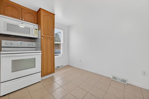 Tiny photo for 153 Otrobando Avenue, Norwich, CT 06360 (MLS # 24126156)