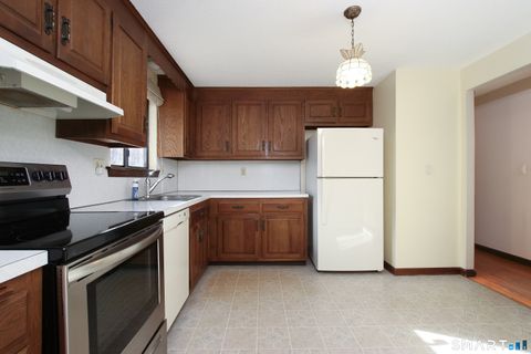 Tiny photo for 44 S Stony Brook Drive #44, Marlborough, CT 06447 (MLS # 24148467)