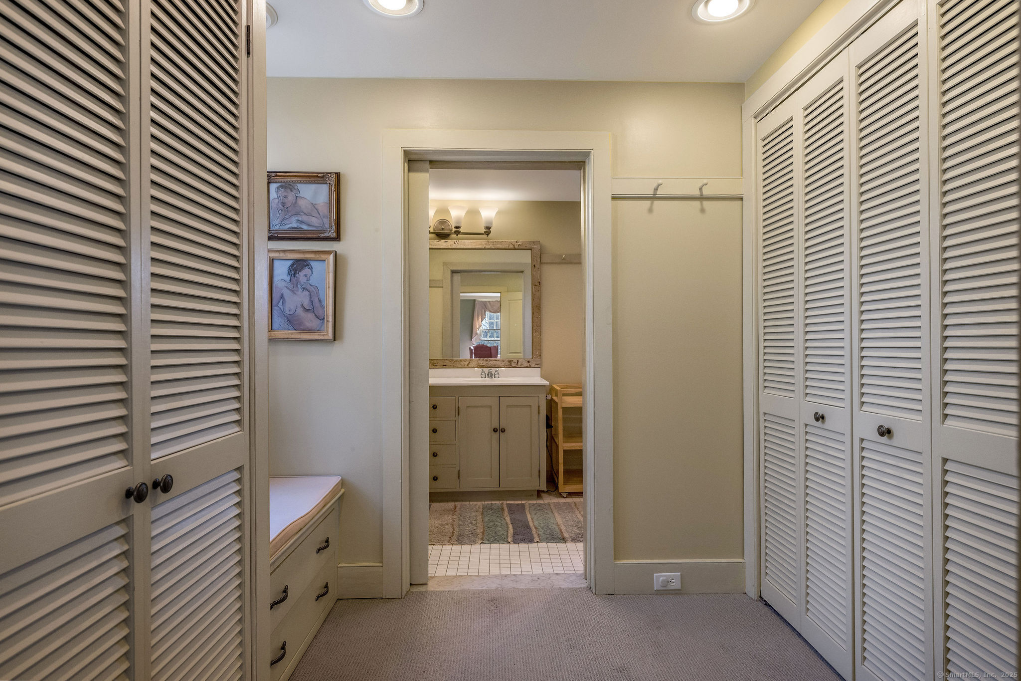 579 Taugwonk Road, Stonington, Connecticut image 17
