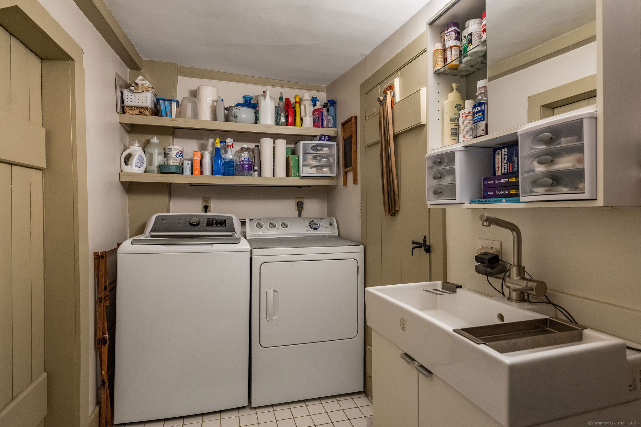 579 Taugwonk Road, Stonington, Connecticut image 22