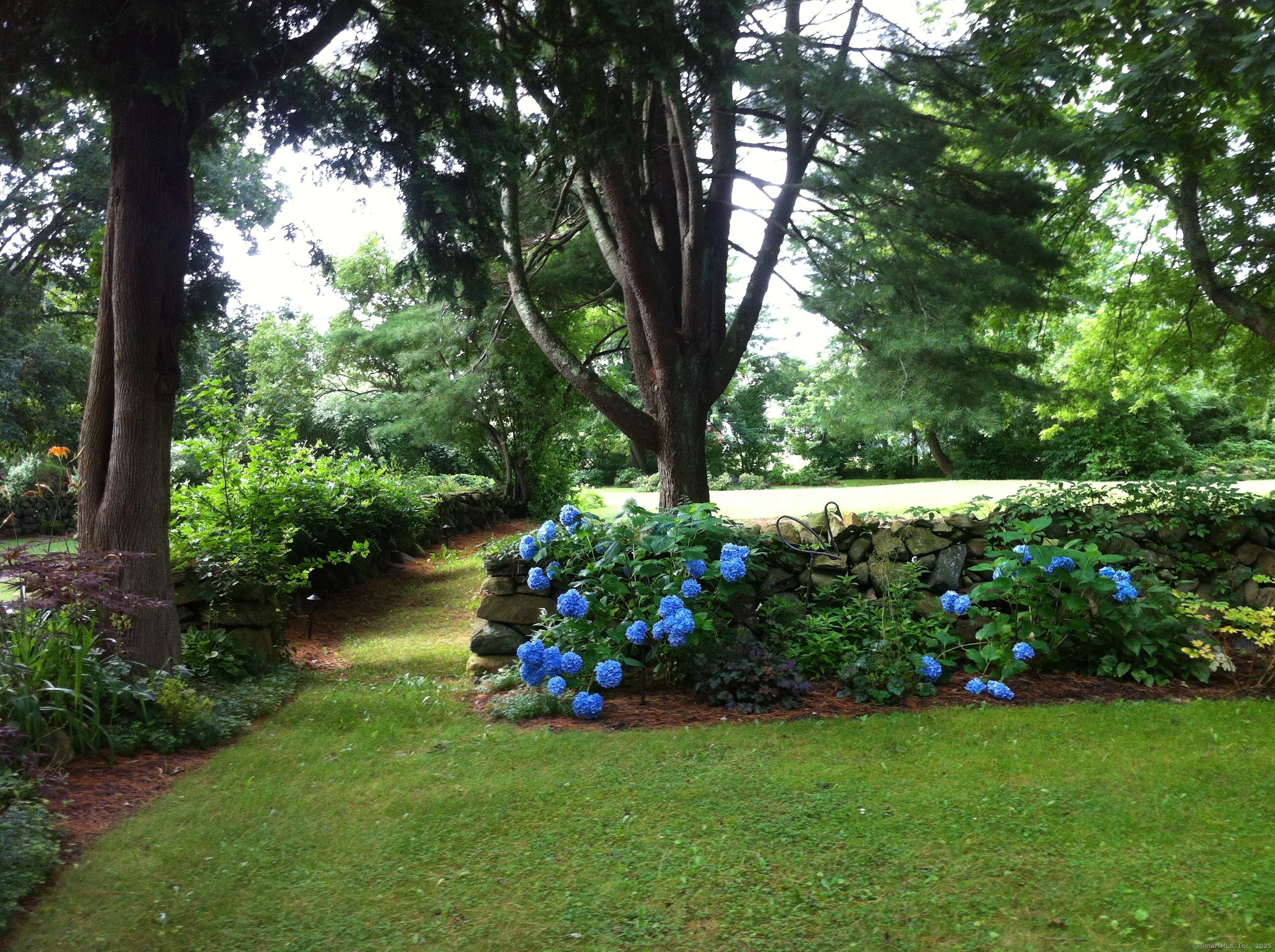 579 Taugwonk Road, Stonington, Connecticut image 35