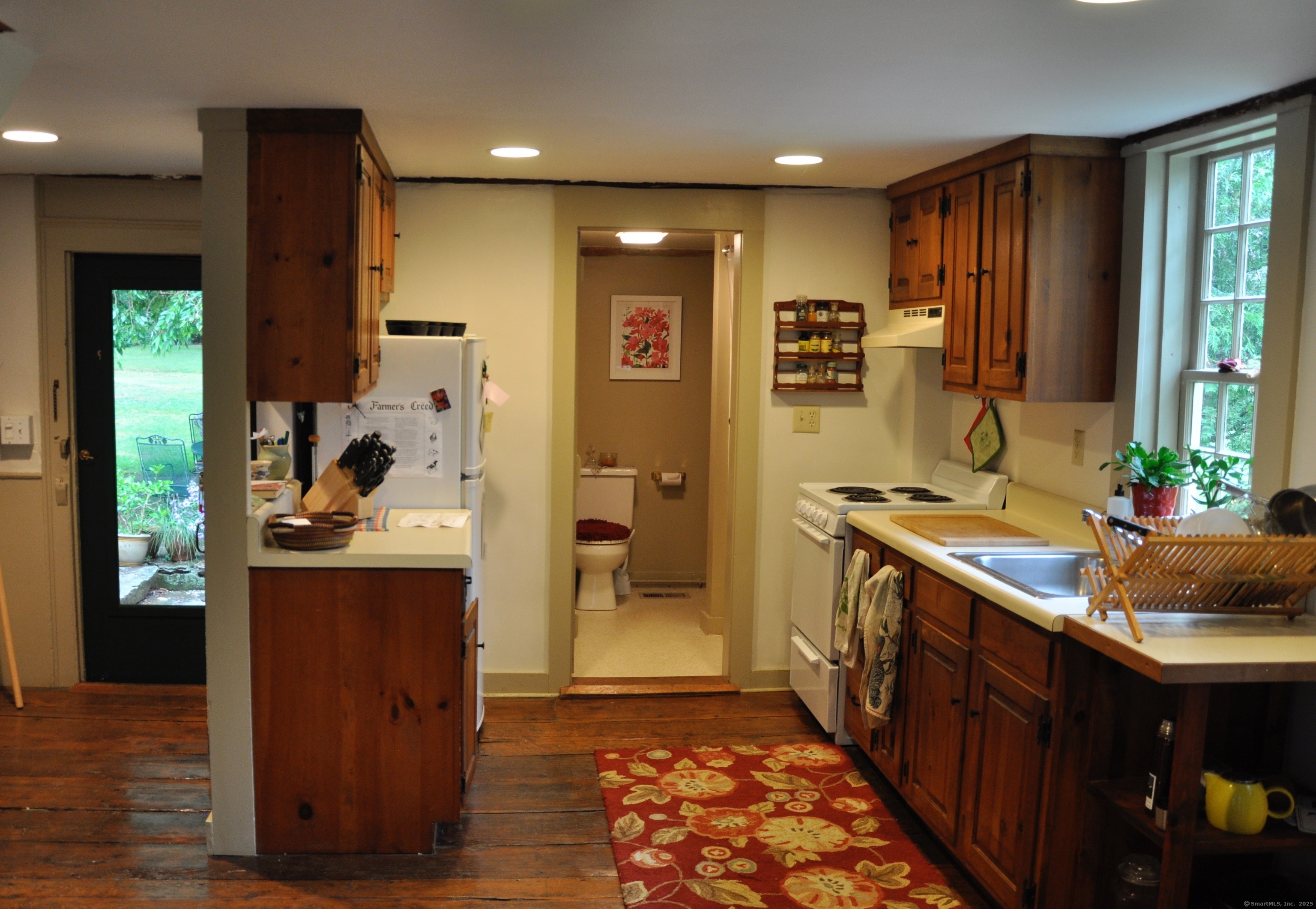579 Taugwonk Road, Stonington, Connecticut image 29