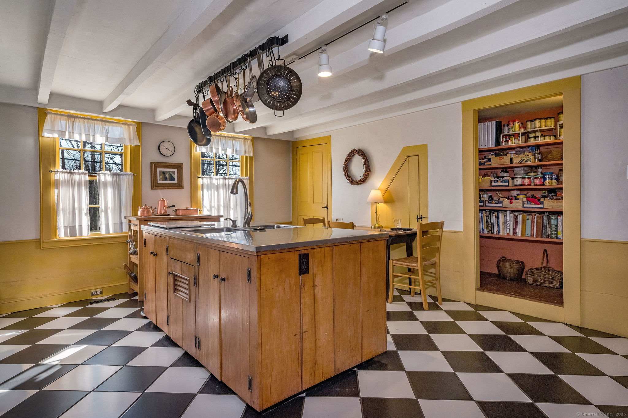 579 Taugwonk Road, Stonington, Connecticut image 12