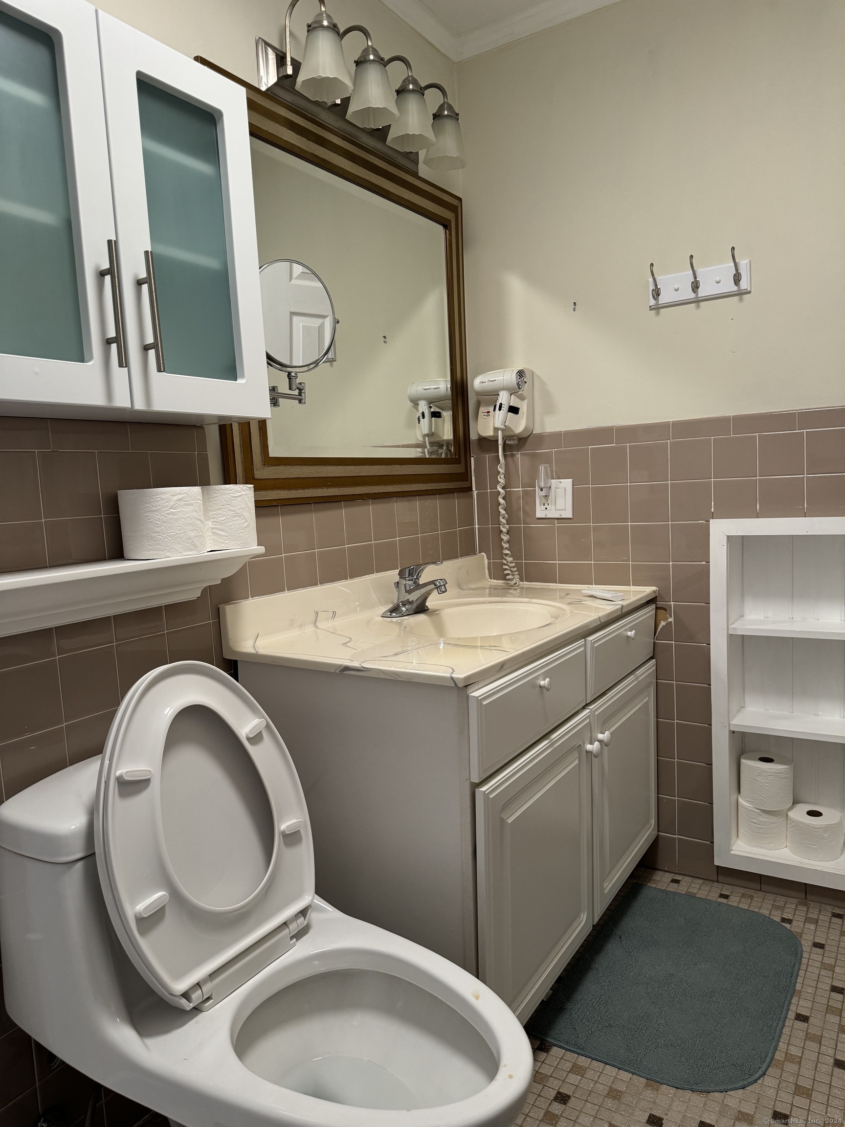 41 Jones Hill Road #311, West Haven, Connecticut image 8