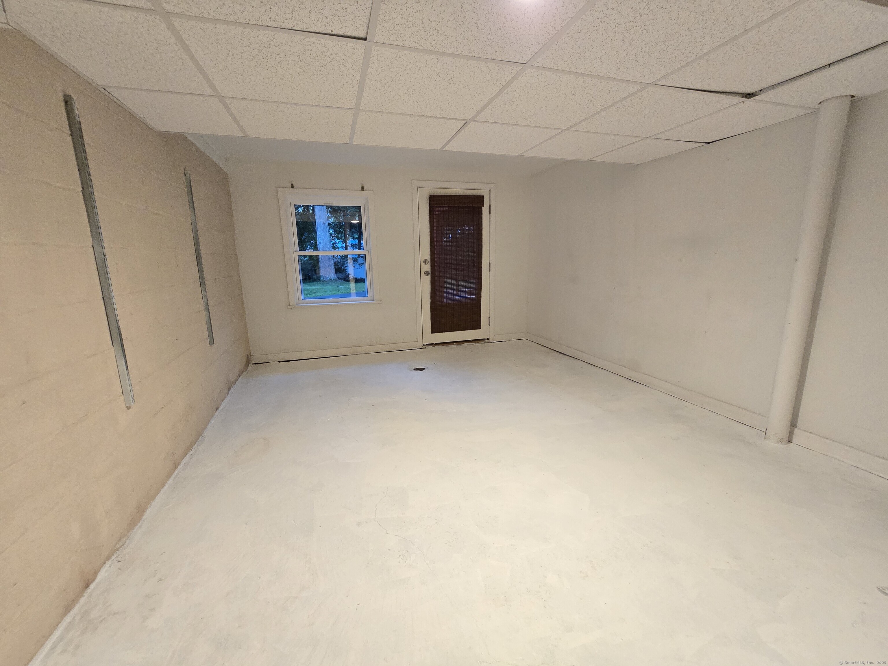 Waterbury, Connecticut 06705, United States, 3 Bedrooms Bedrooms, ,2 BathroomsBathrooms,Residential,Active,167902