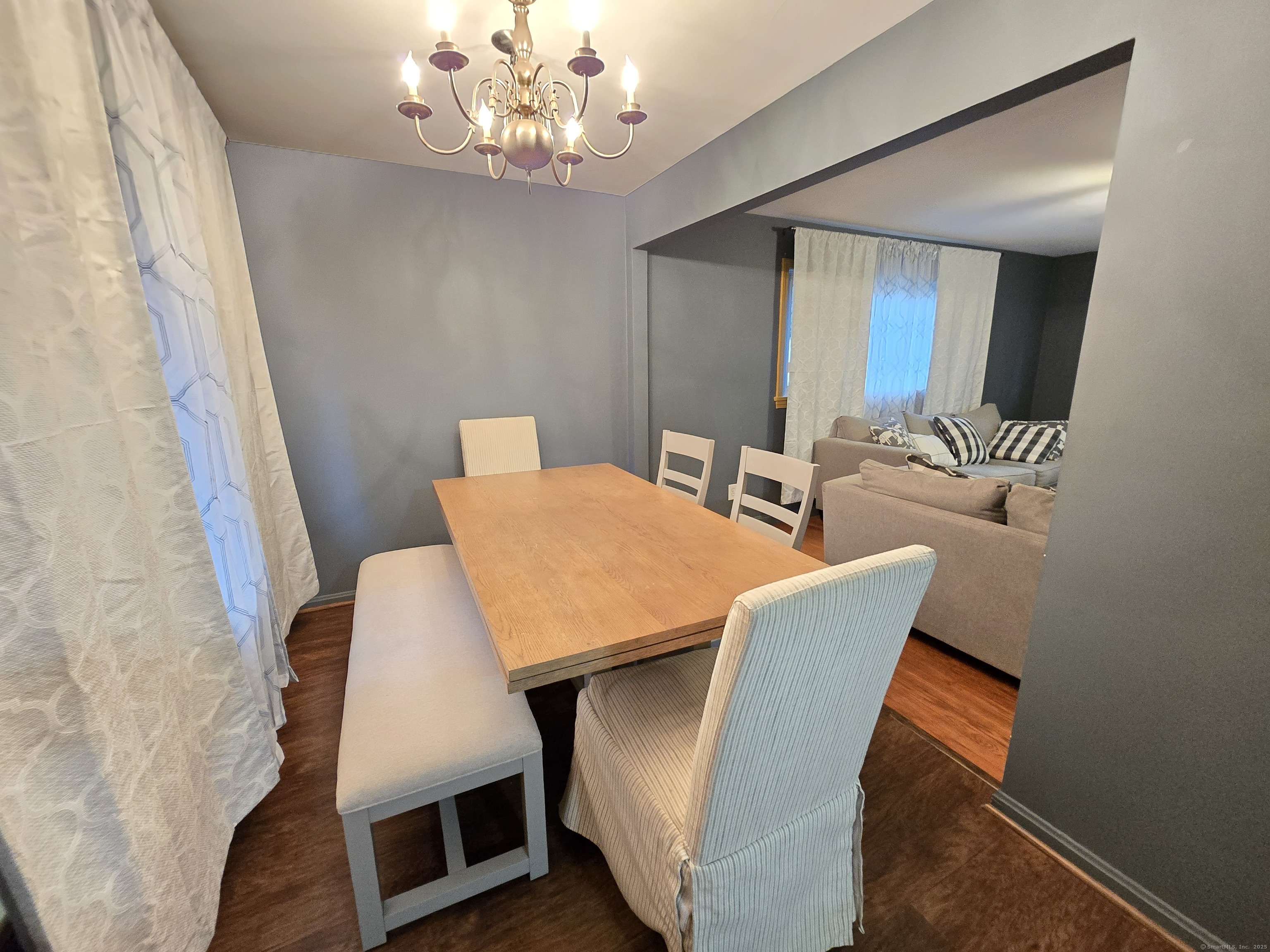 Waterbury, Connecticut 06705, United States, 3 Bedrooms Bedrooms, ,2 BathroomsBathrooms,Residential,Active,167902