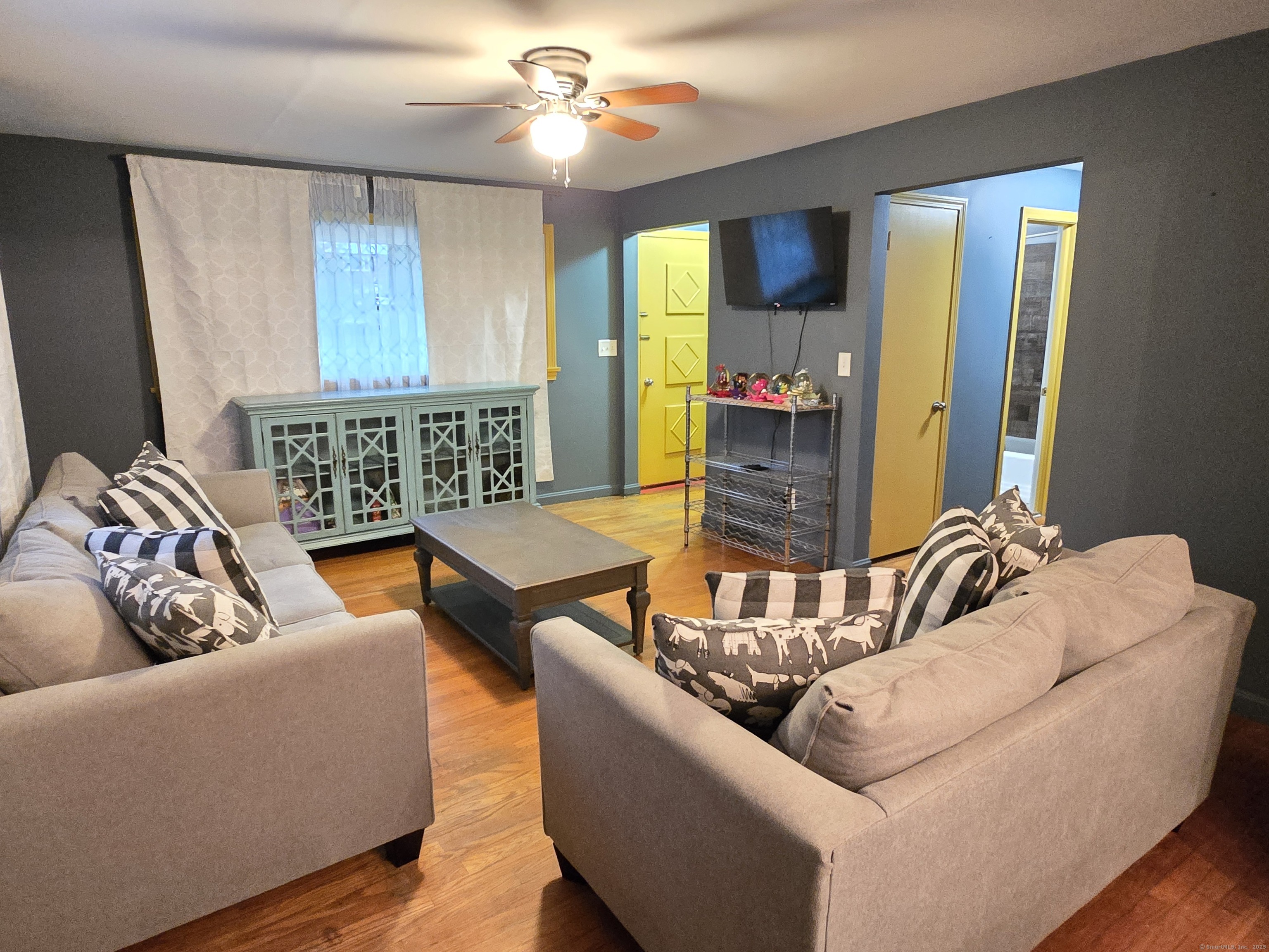 Waterbury, Connecticut 06705, United States, 3 Bedrooms Bedrooms, ,2 BathroomsBathrooms,Residential,Active,167902