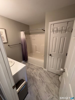 226 CASTLEWOOD DR # 226, BLOOMFIELD, CT 06002 - Image cc04897ecd1cf9dfa22c2ef834b4eb90/571812524