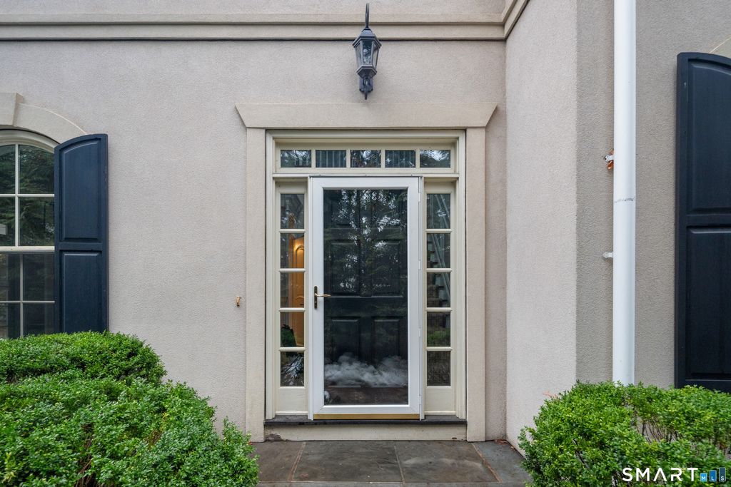 Photo of 28 E Maple Street #28, New Canaan, CT 06840 (MLS # 24159578)