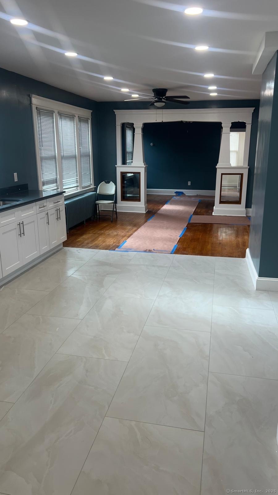 Rental Property at 228 Alder Street 1, Waterbury, Connecticut - Bedrooms: 4 
Bathrooms: 1 
Rooms: 6  - $2,350 MO.