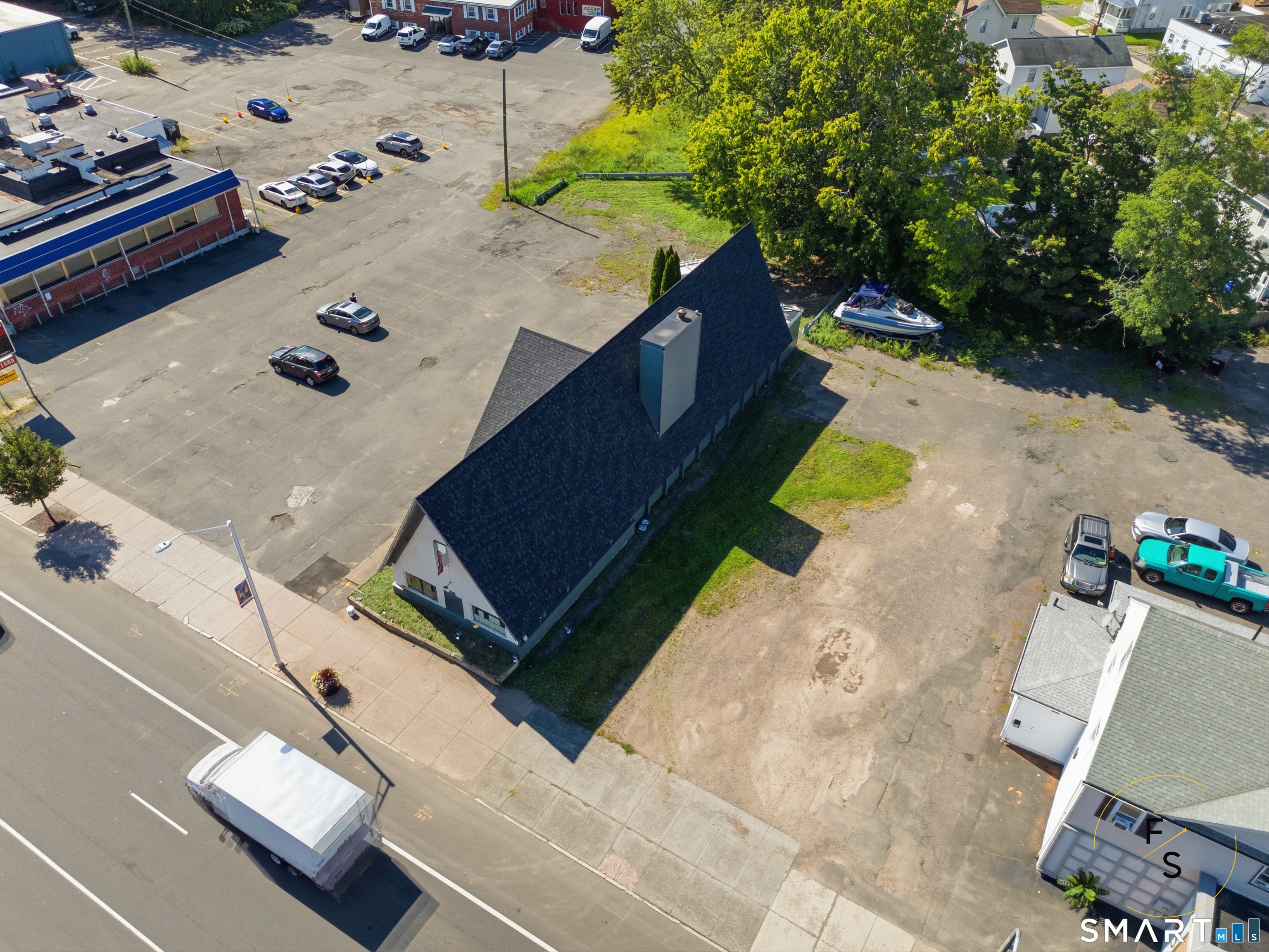 1231 Main Street