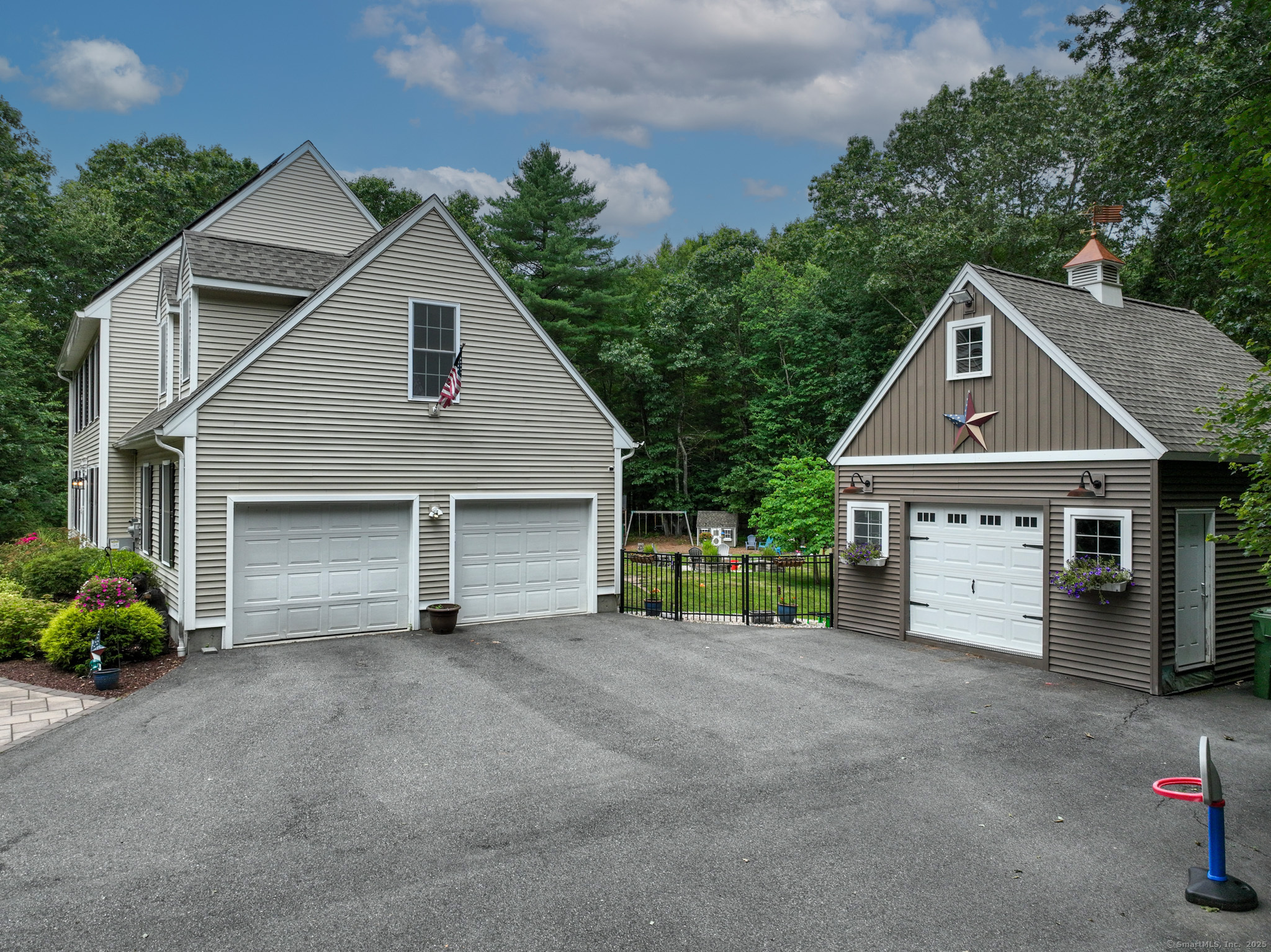 34 Chittenden Road