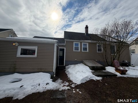 Tiny photo for 309 N Hoadley Street, Naugatuck, CT 06770 (MLS # 24152996)