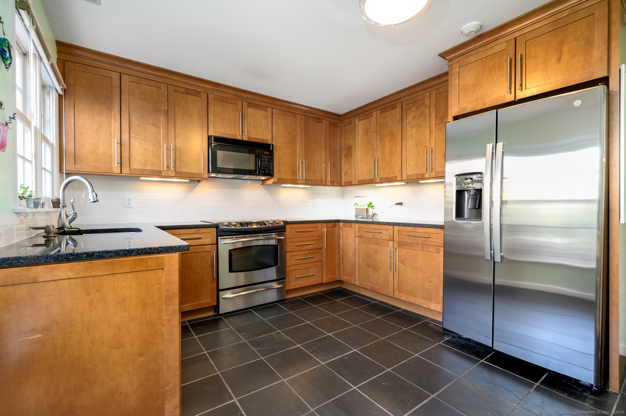 118 Grove Street #APT 2, Stamford, Connecticut image 9