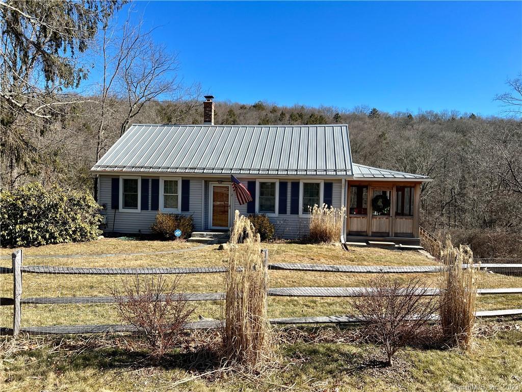 Rental Property at Valley Road, Washington, Connecticut - Bedrooms: 2 
Bathrooms: 2 
Rooms: 6  - $5,500 MO.