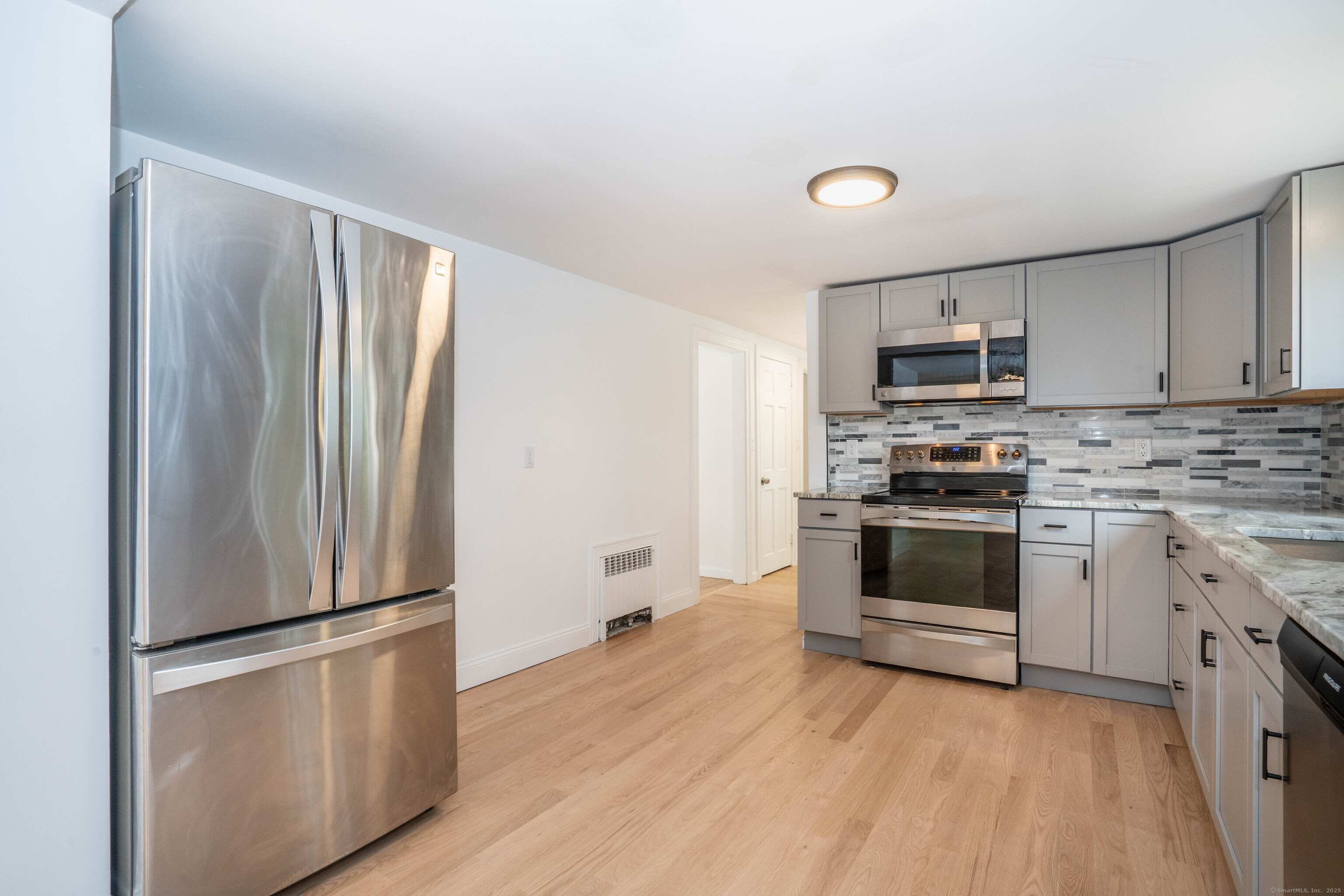 14 Main St Extension