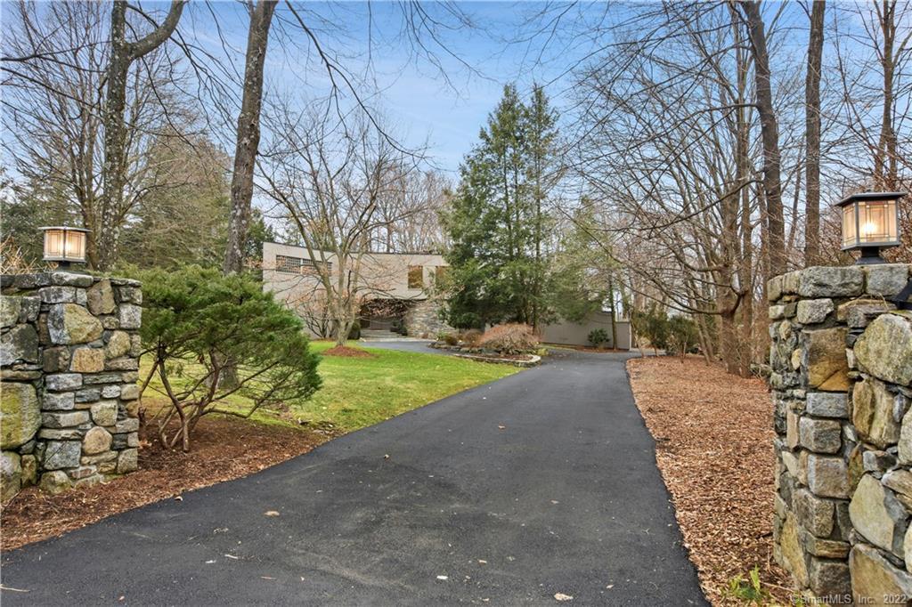 Photo 1 of 435 Wahackme Road, New Canaan, Connecticut, $1,342,750, Web #: 170314367