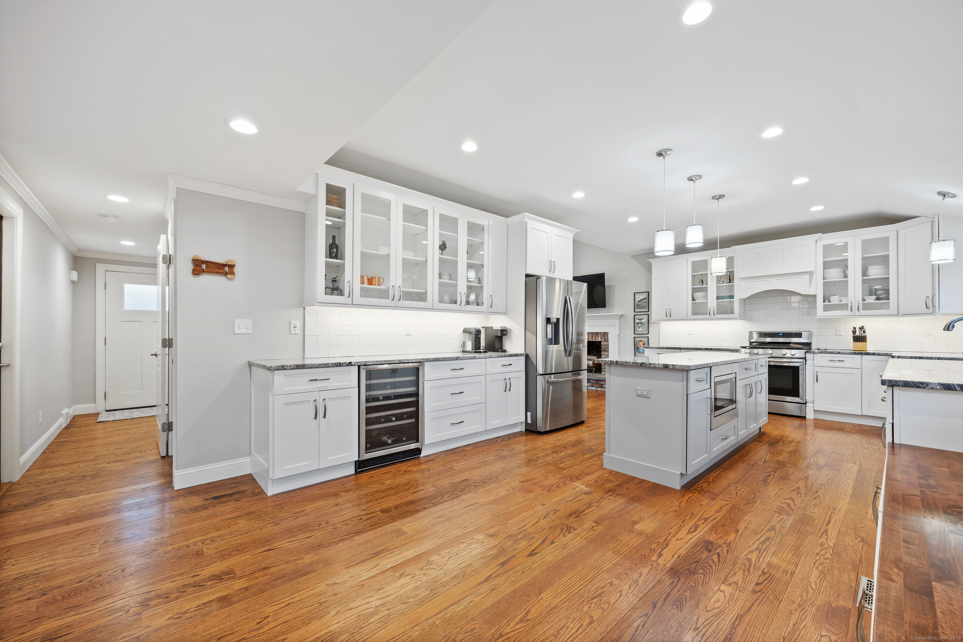 71 Blue Ridge Lane, West Hartford, Connecticut image 12