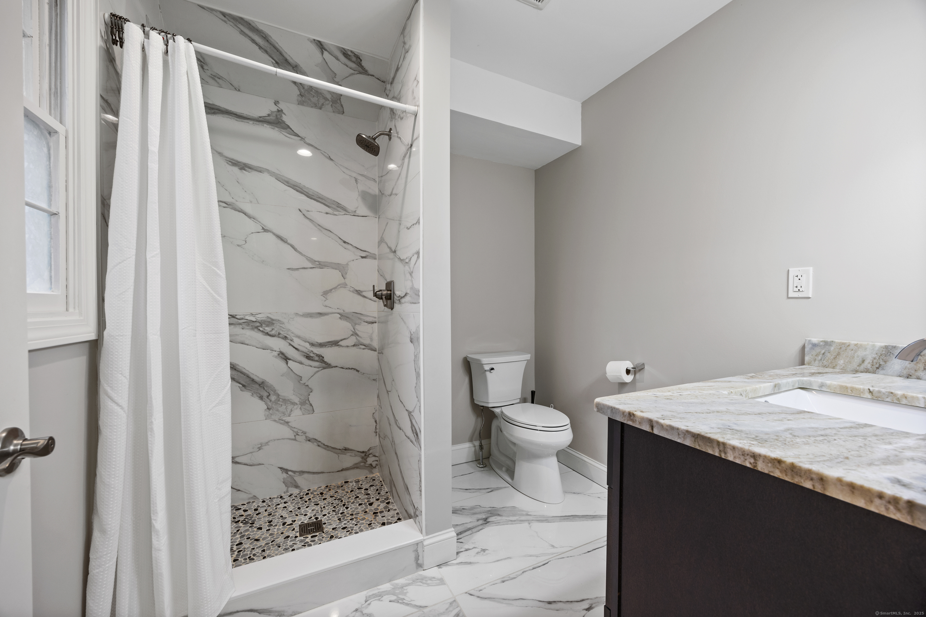 71 Blue Ridge Lane, West Hartford, Connecticut image 28