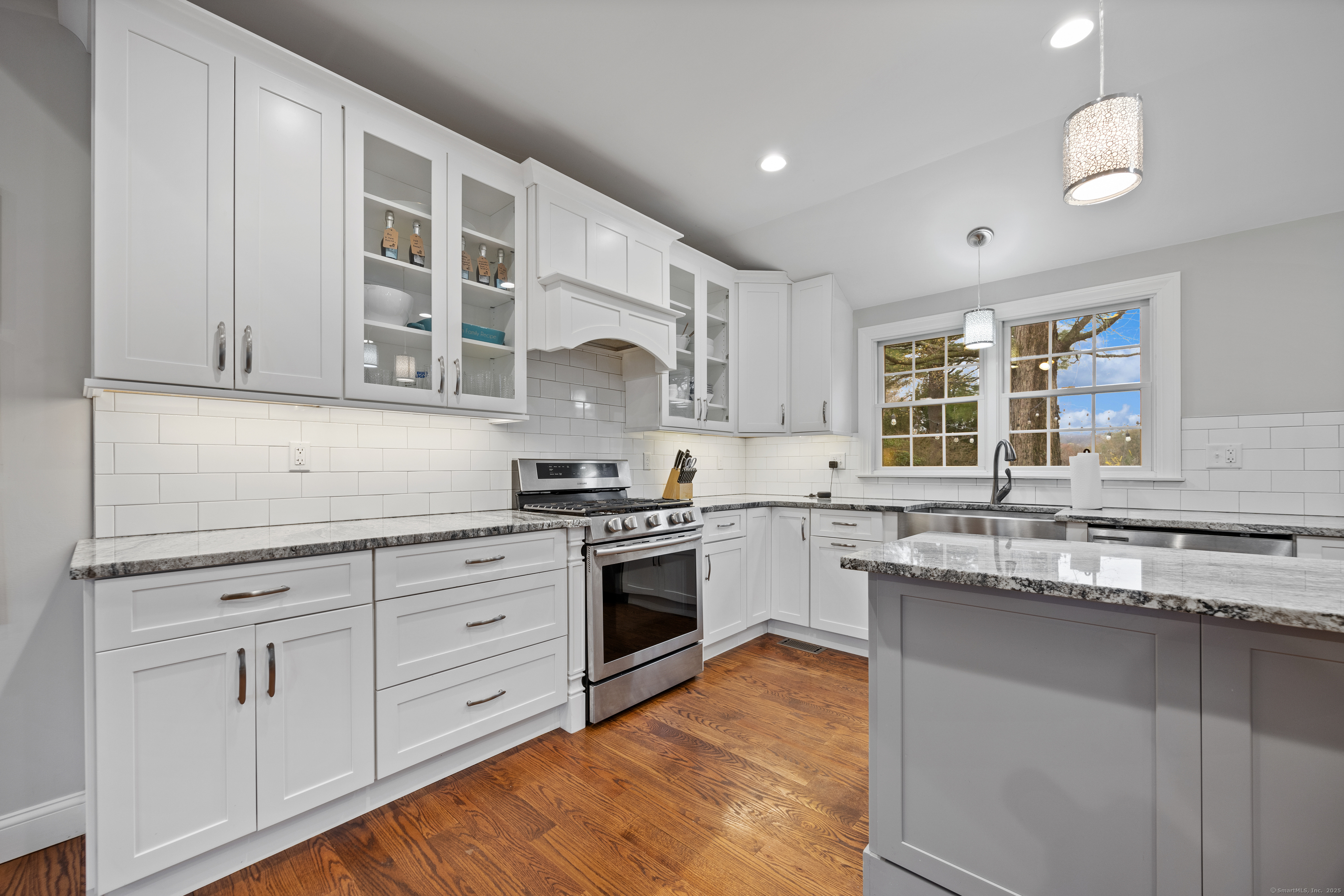 71 Blue Ridge Lane, West Hartford, Connecticut image 10