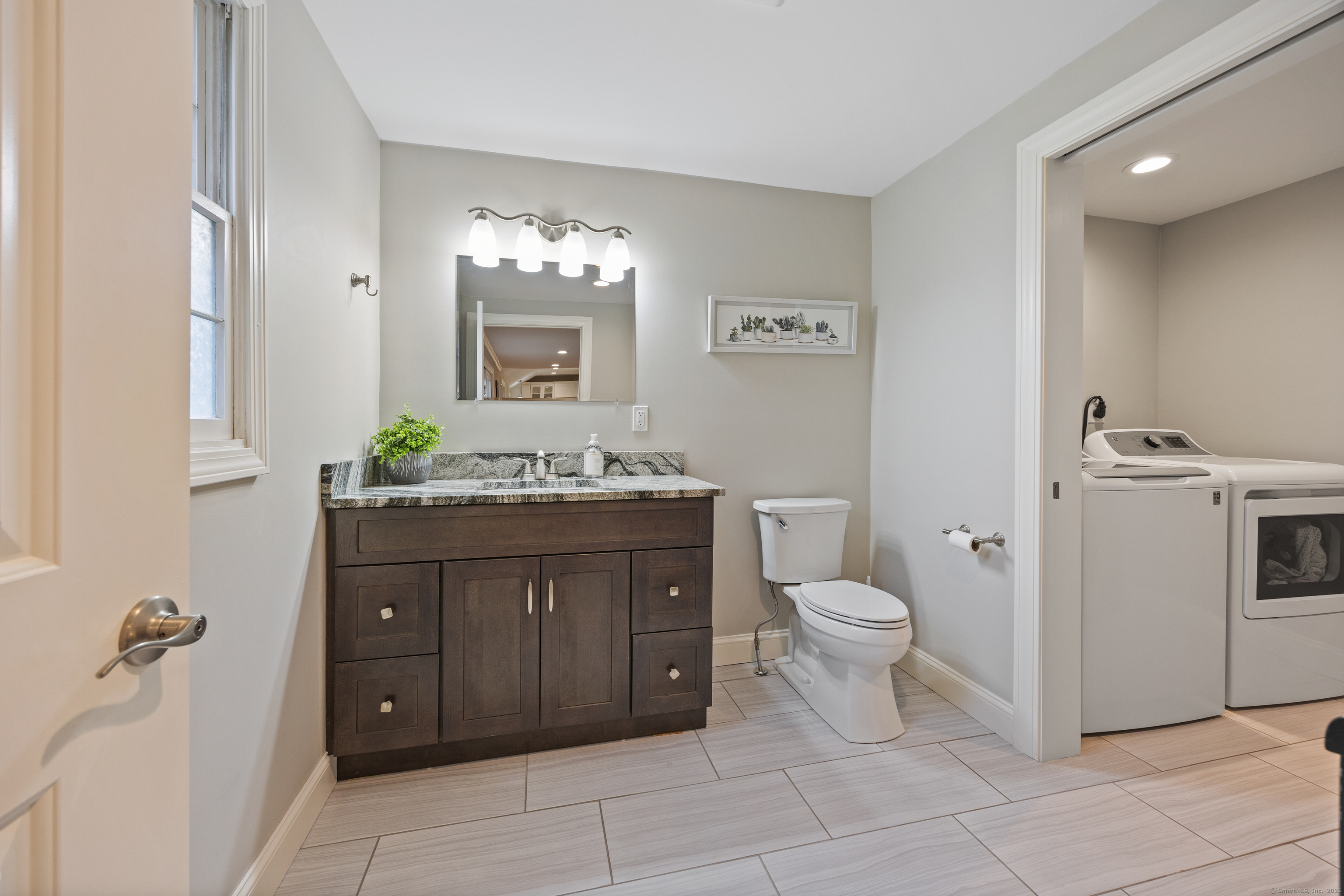 71 Blue Ridge Lane, West Hartford, Connecticut image 16