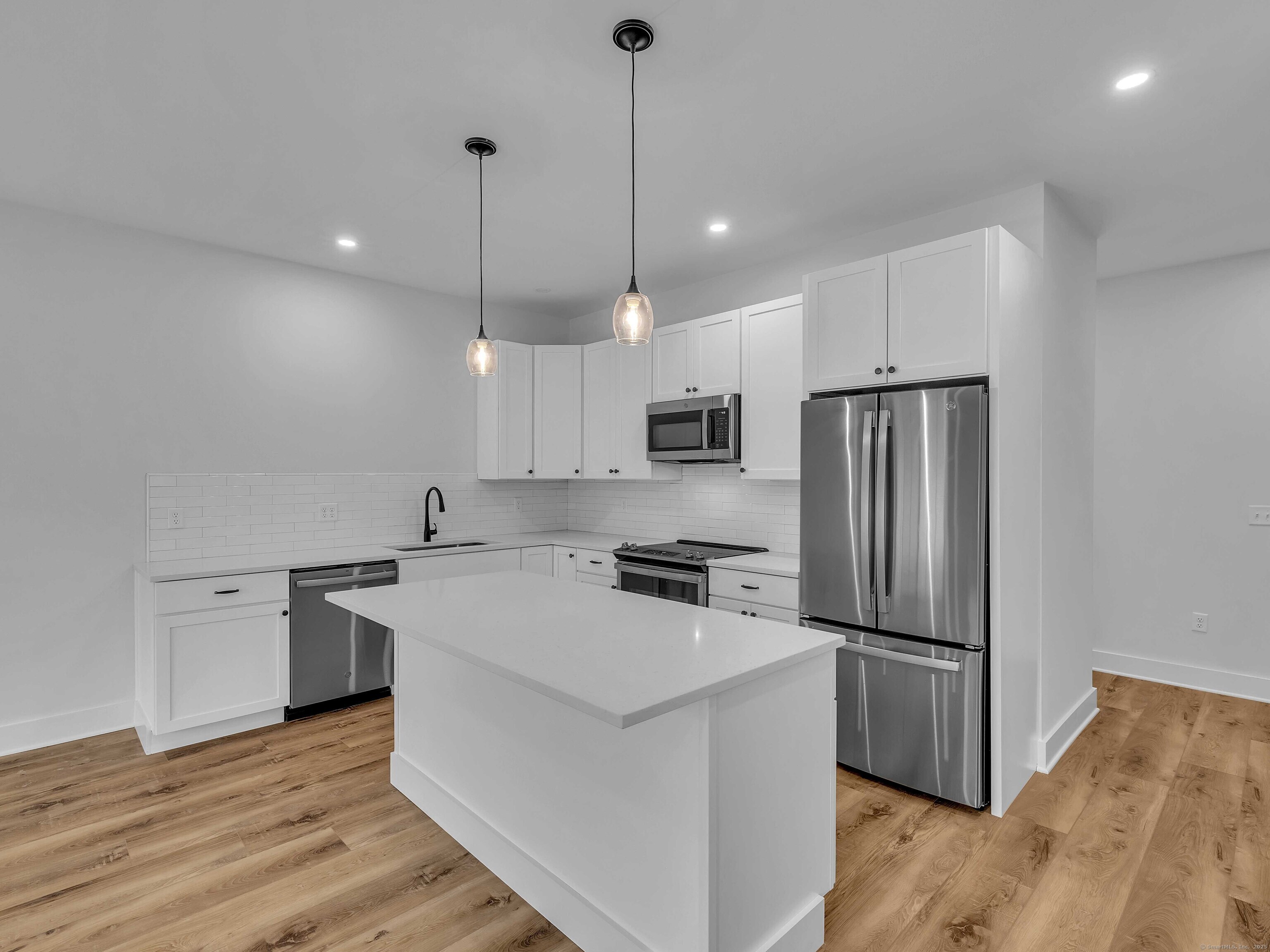 138 Boston Post Road 15