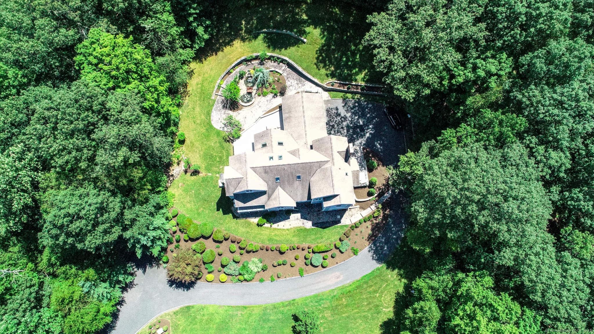 60 Saddle Ridge Road