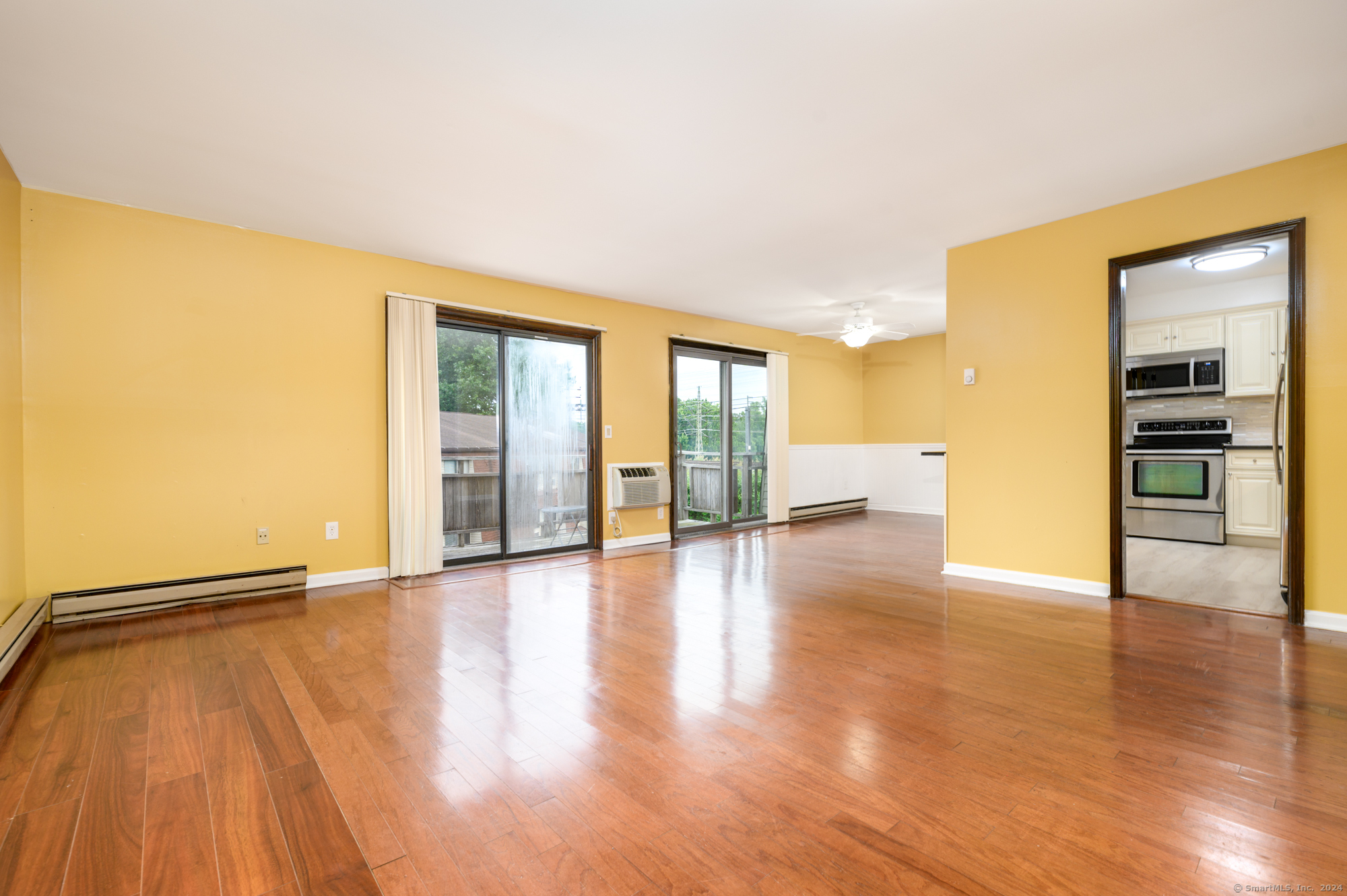 22 Radio Place #APT 10, Stamford, Connecticut image 3