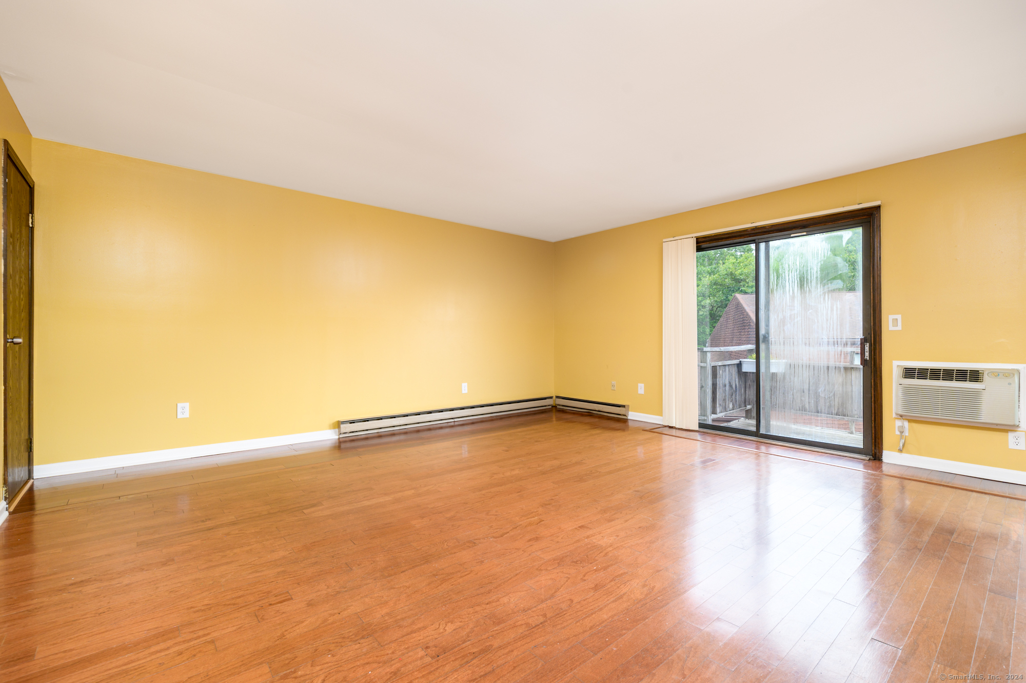 22 Radio Place #APT 10, Stamford, Connecticut image 2