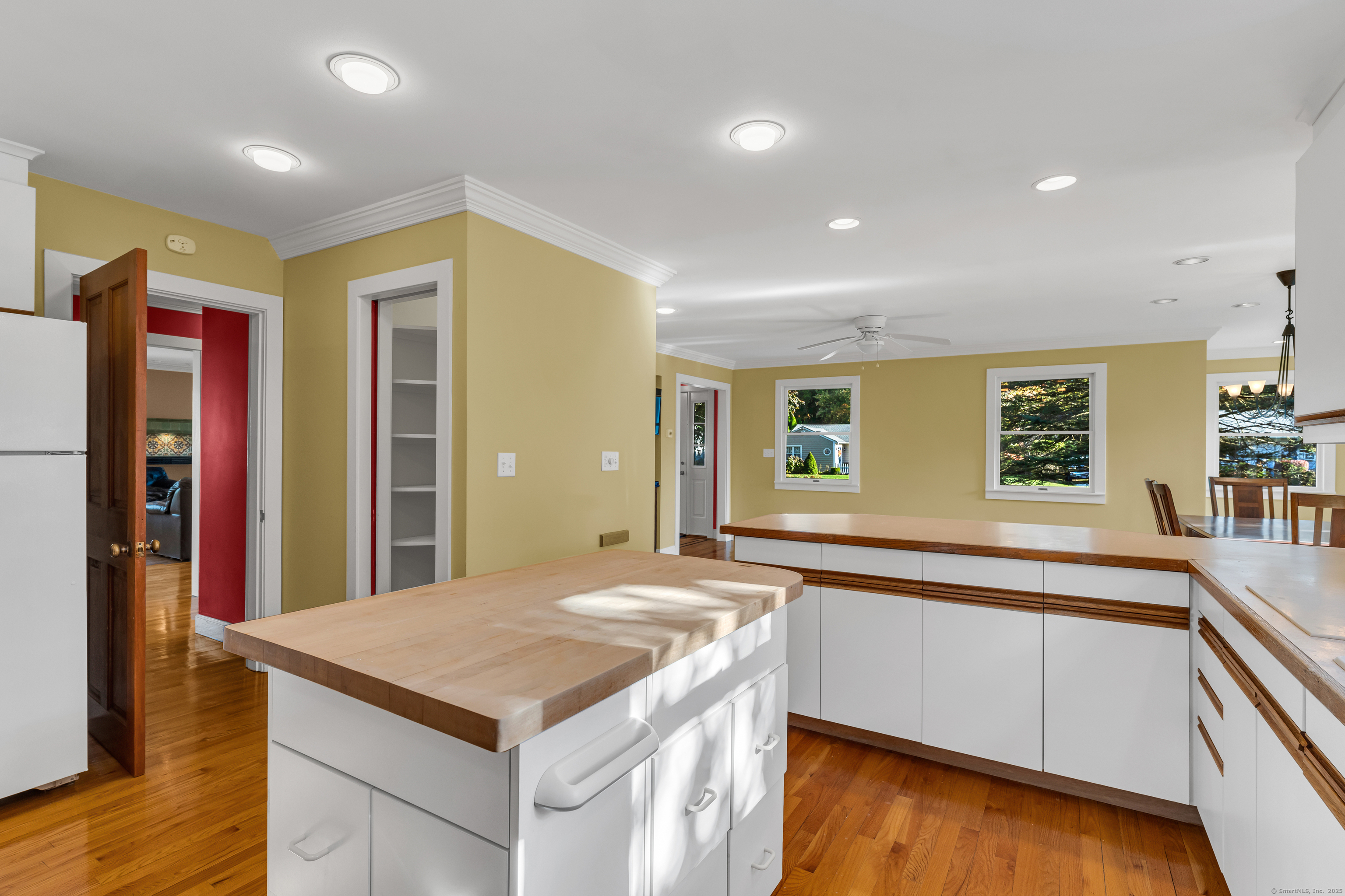 30 Shorelands Drive, Madison, Connecticut image 14