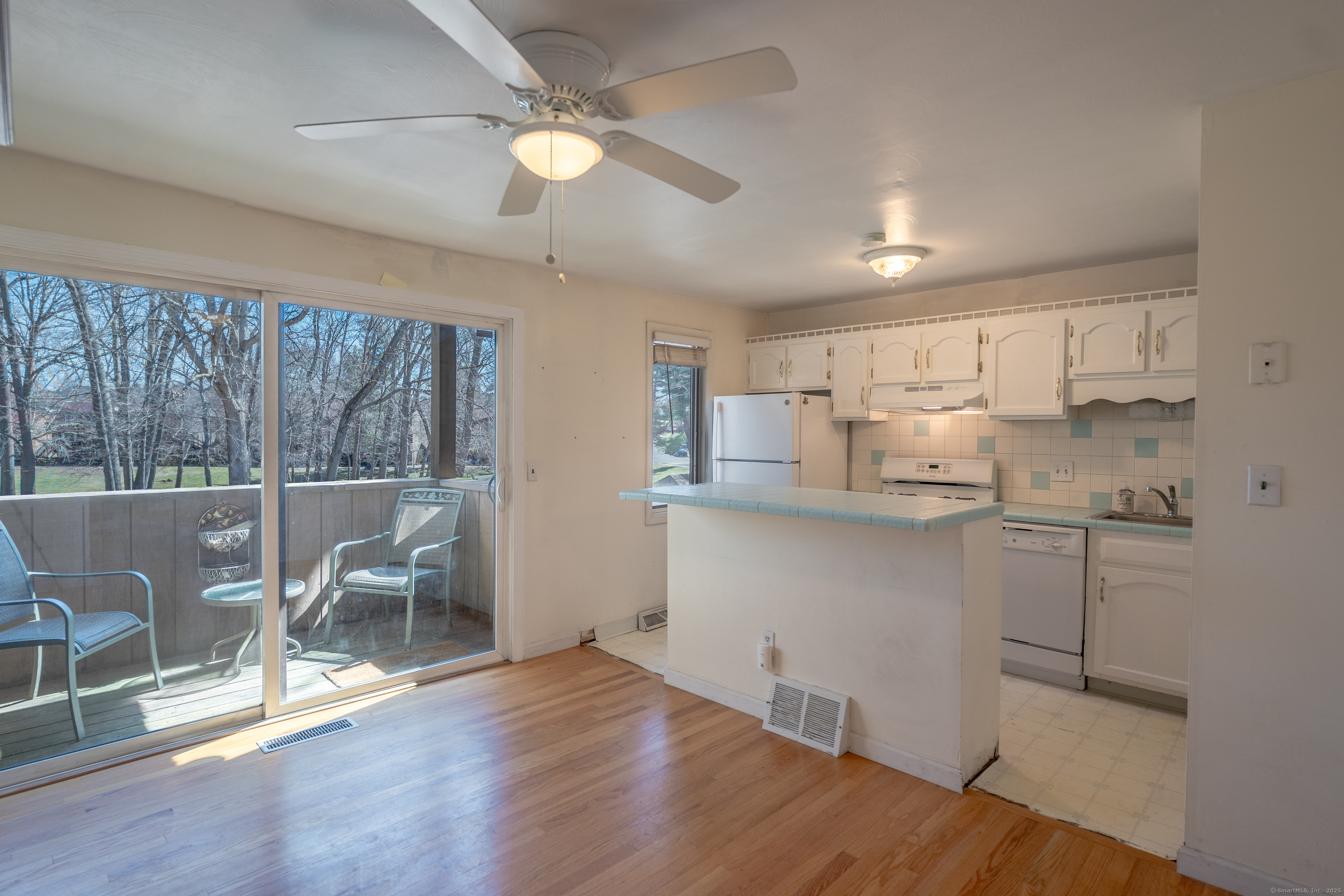 85 Towne House Road #85, Hamden, Connecticut image 4