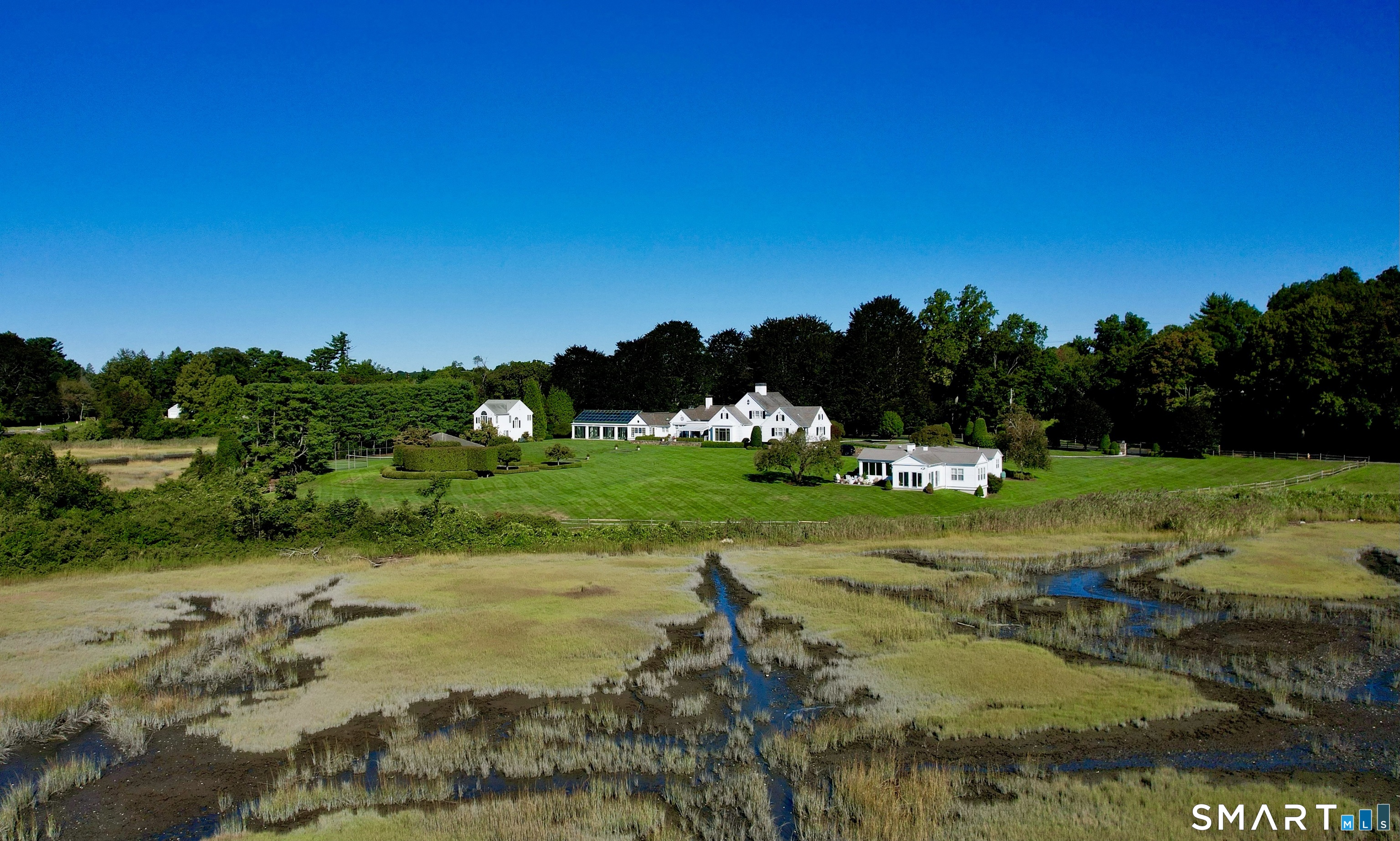 4 Sherwood Island Lane